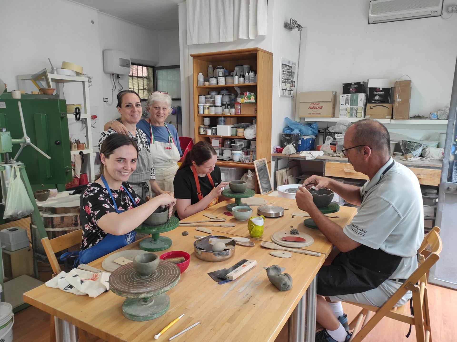 Pottery Workshop in Rome - Thumbnail 2