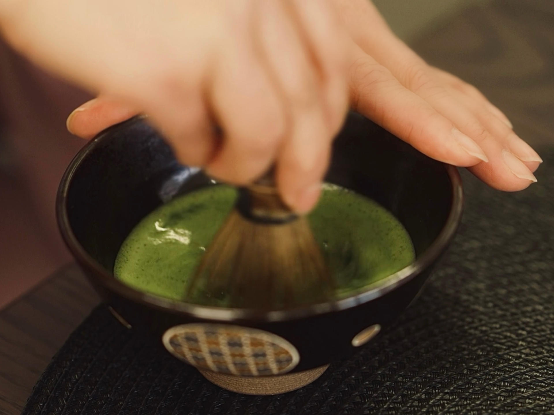 Enjoy an authentic Japanese tea ceremony and kimono experience in Asakusa - Thumbnail 8