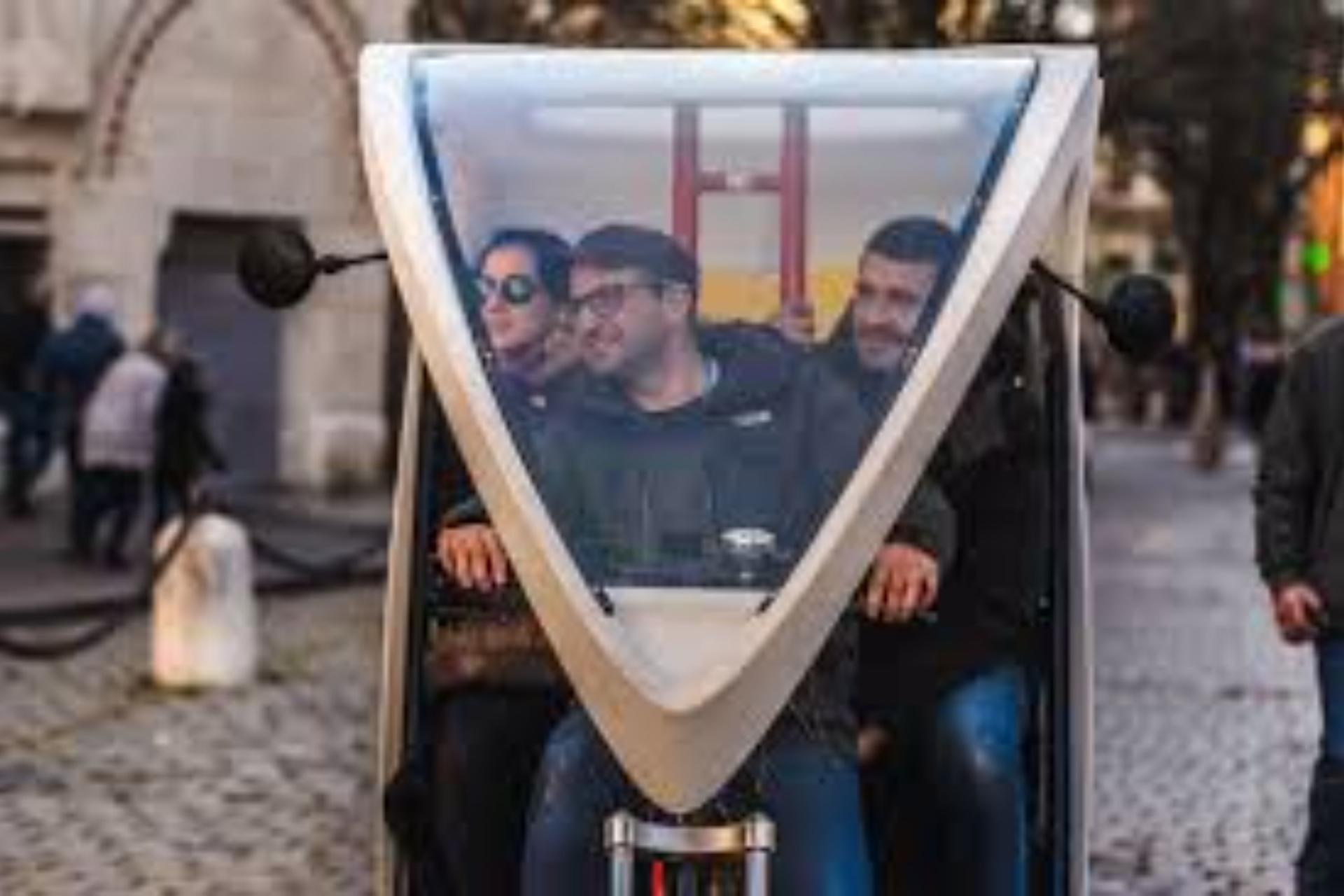 Pedicab Tour in Lyon - Thumbnail 3