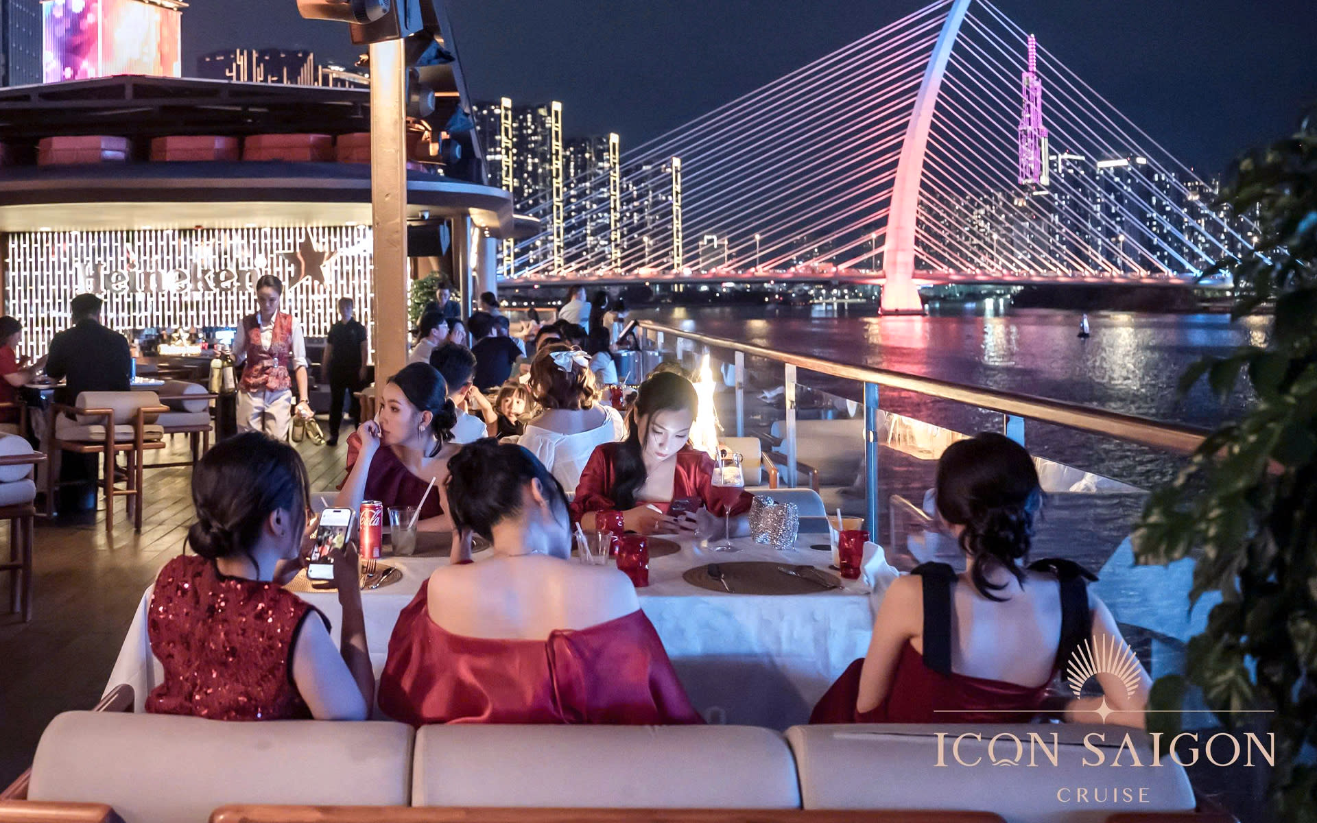 ICON Saigon - Luxury Dining Cruise in Ho Chi Minh City - Thumbnail 12