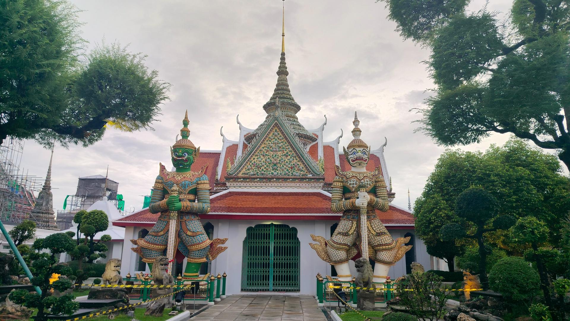 Bangkok Chao Phraya & Wat Arun 3-Hour Tour with Longtail Boat - Thumbnail 6