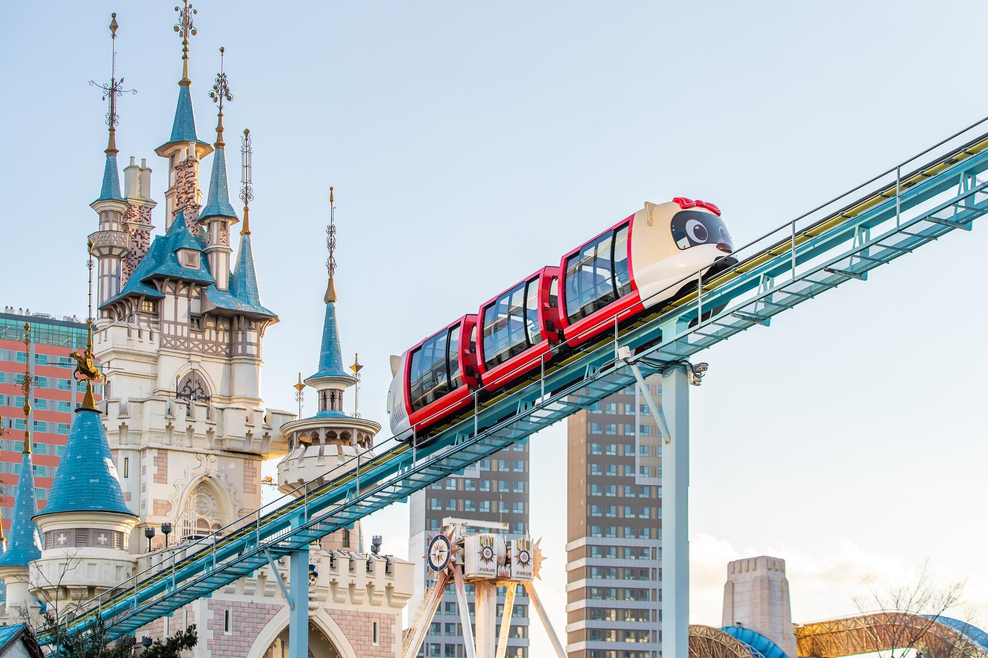 Seoul Day Tour: Alpaca World / Begonia + Lotte World / Seoul Sky - Image 1
