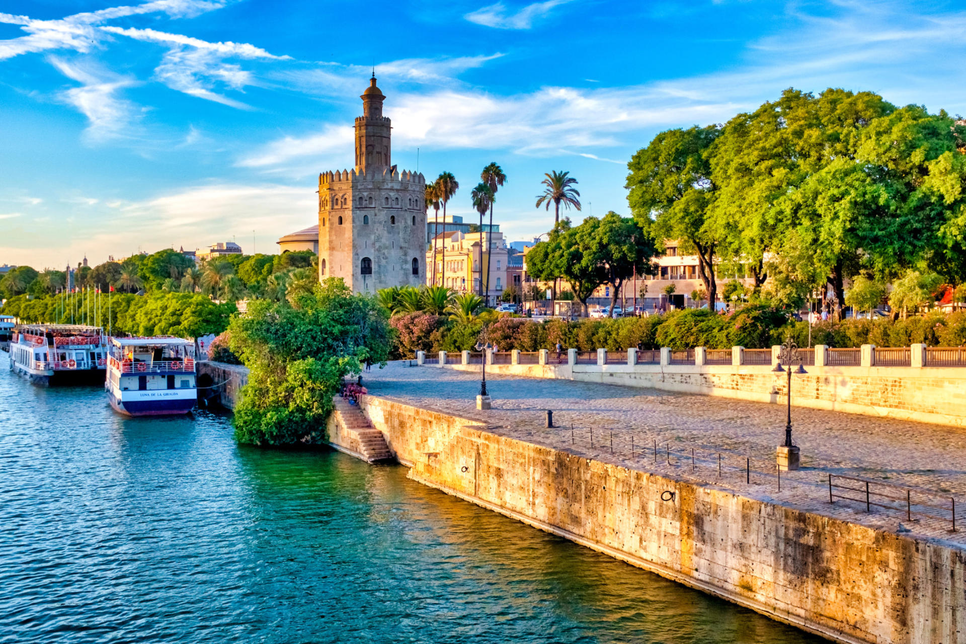 Discover Seville: City Highlights Walking Tour - Thumbnail 9