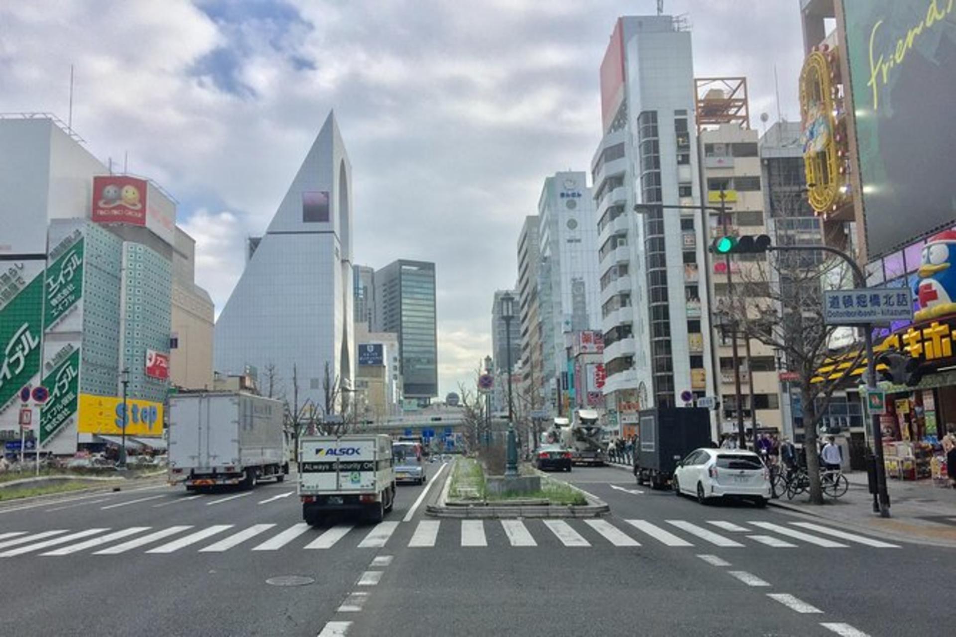 Osaka Dotonbori & Shinsekai 3-Hour Private City Tour - Thumbnail 4