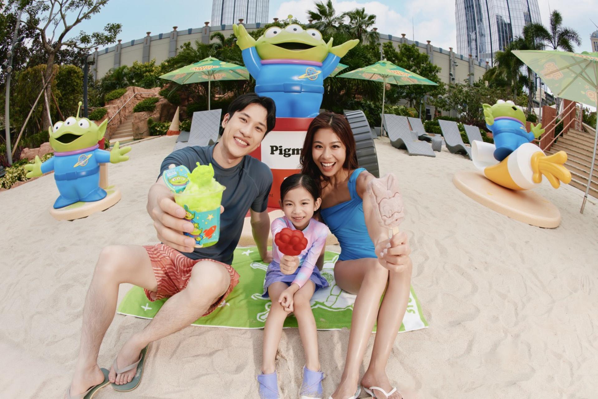 Studio City Water Park in Macau - Thumbnail 6
