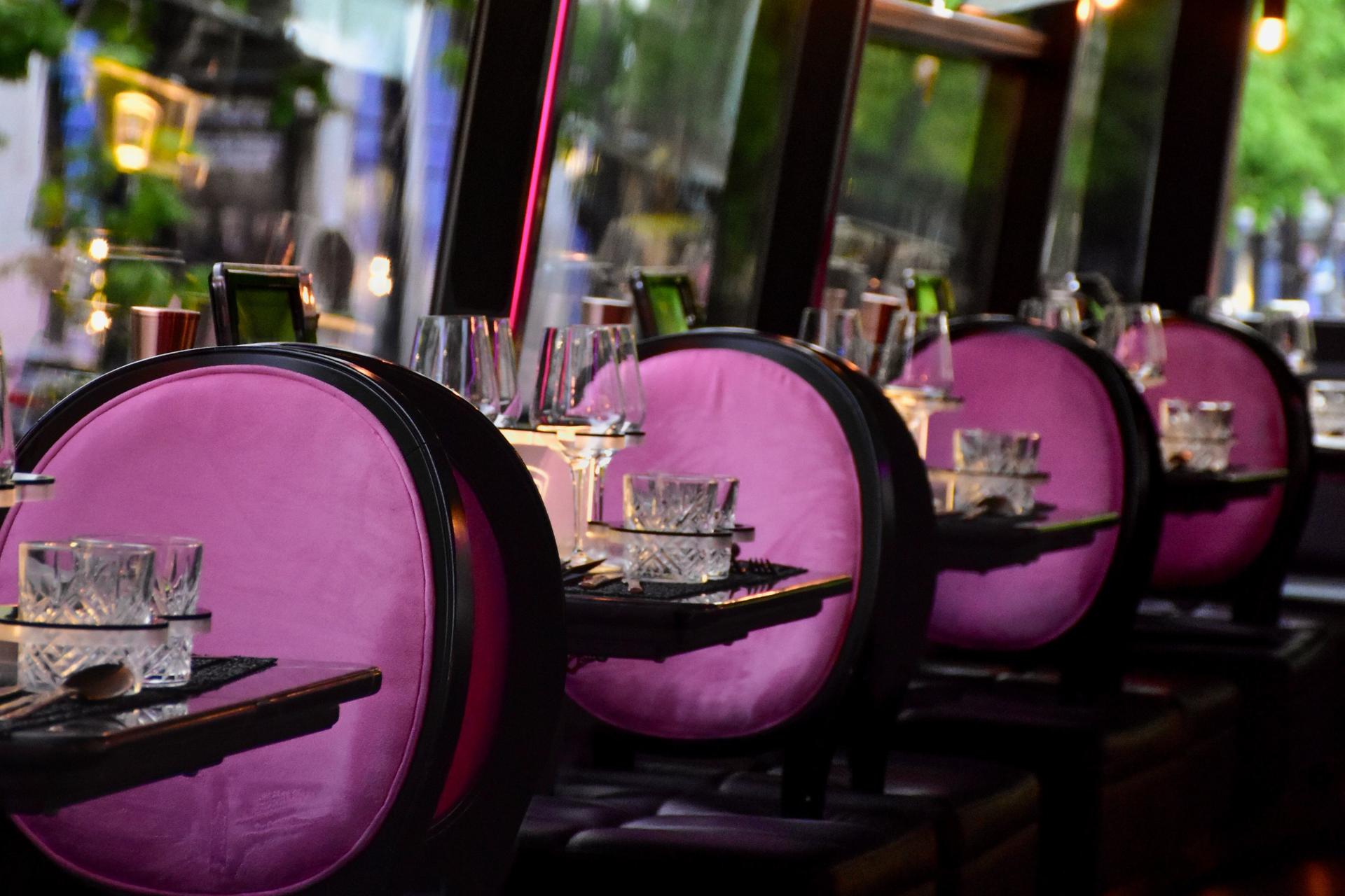 Champs-Elysees Bus Dining and Sightseeing Experience in Paris - Thumbnail 5