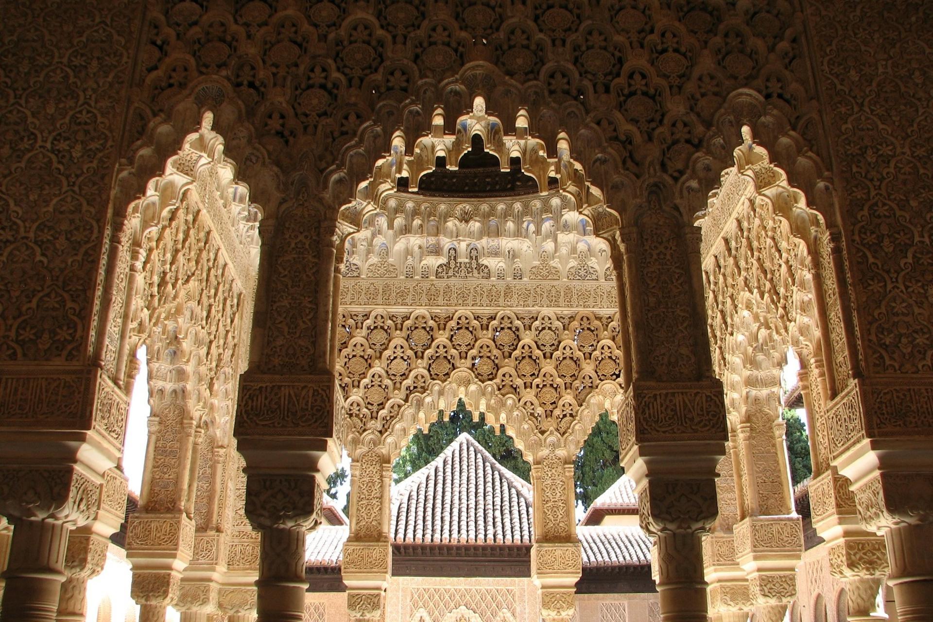 Granada, Alhambra & Generalife Tour from Costa del Sol - Thumbnail 4
