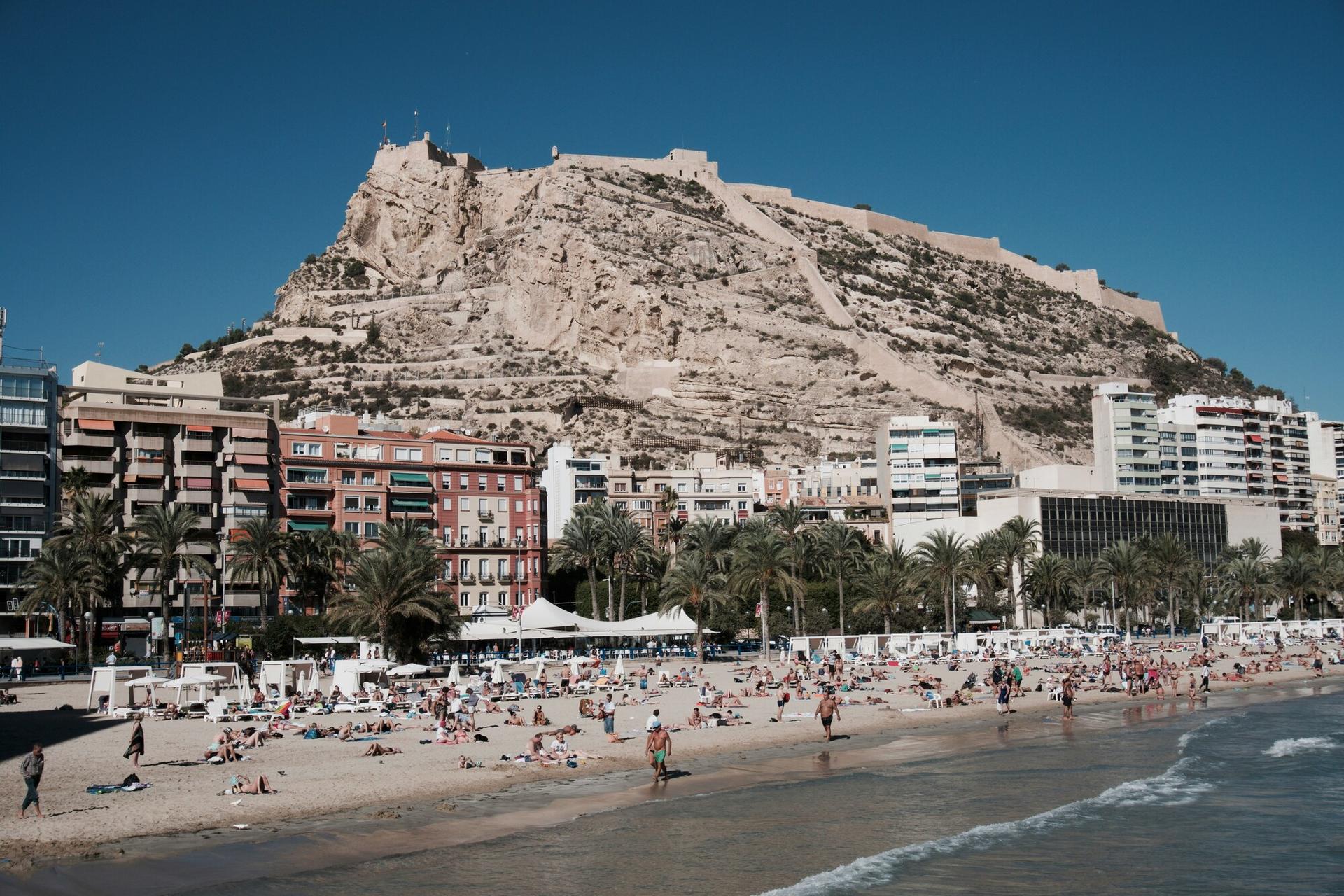 Alicante: Benidorm, Guadalest and Coast Shore Excursion - Image 1