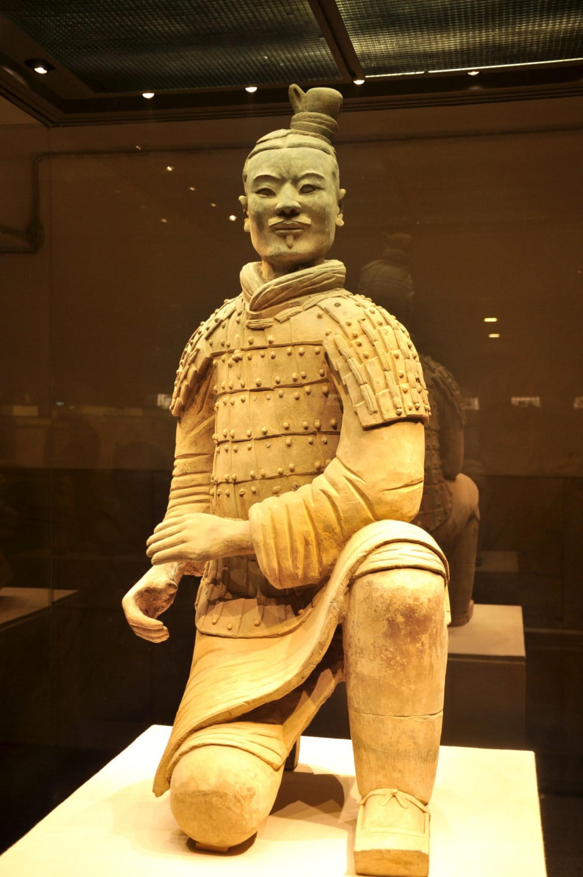 Terracotta Army & Huaqing Palace Full-Day Private Guided Tour - Thumbnail 3