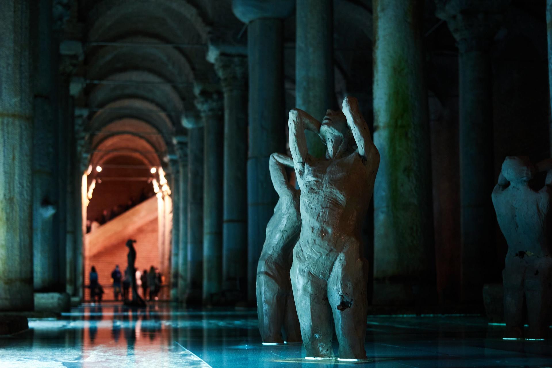 Topkapi Palace, Harem and Basilica Cistern Guided Tour with Tickets - Thumbnail 7