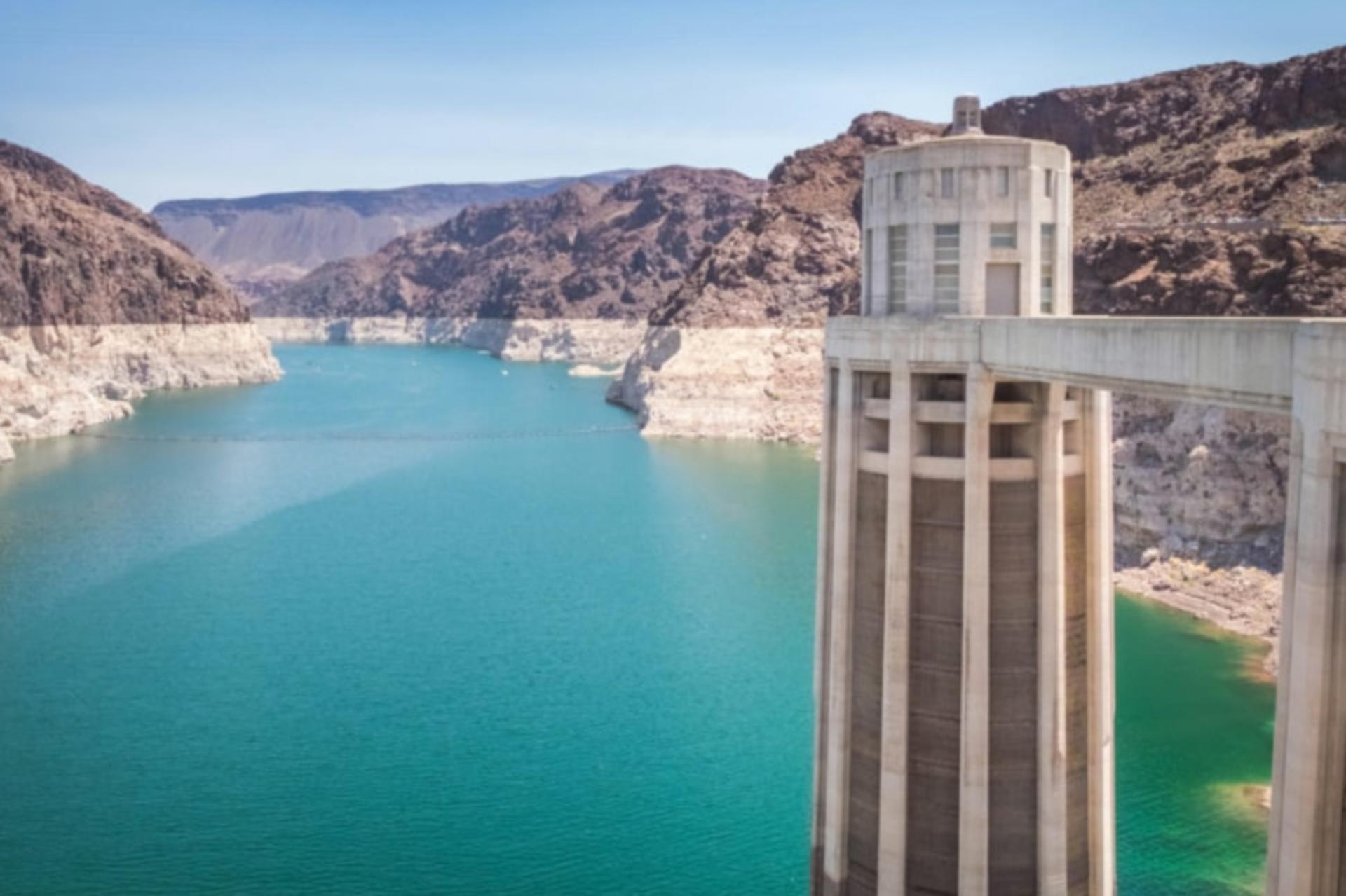 Hoover Dam Walk on Top Tour from Las Vegas - Thumbnail 4