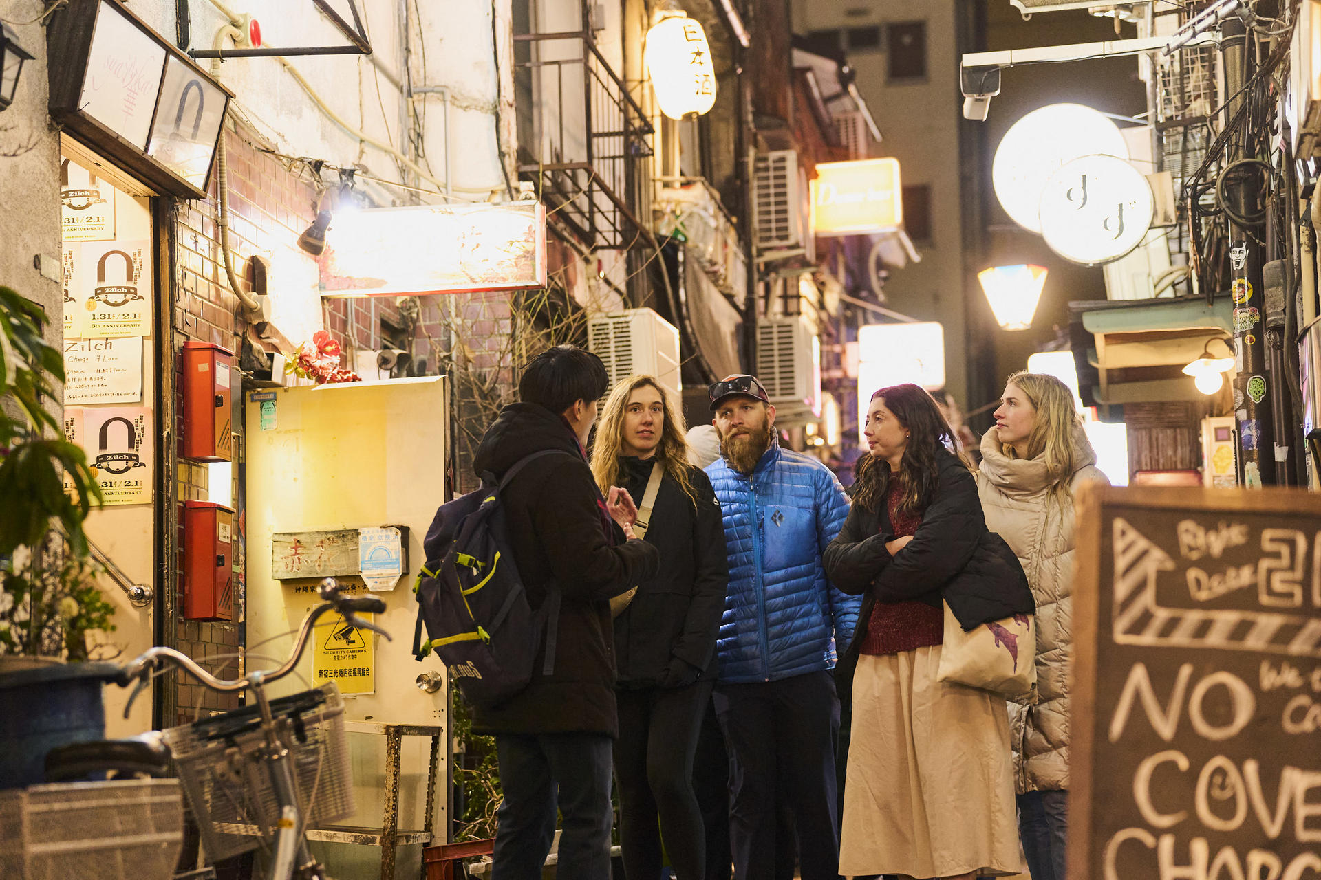 Tokyo: Shinjuku Historical Walking Tour & Secret Backstreets - Thumbnail 4