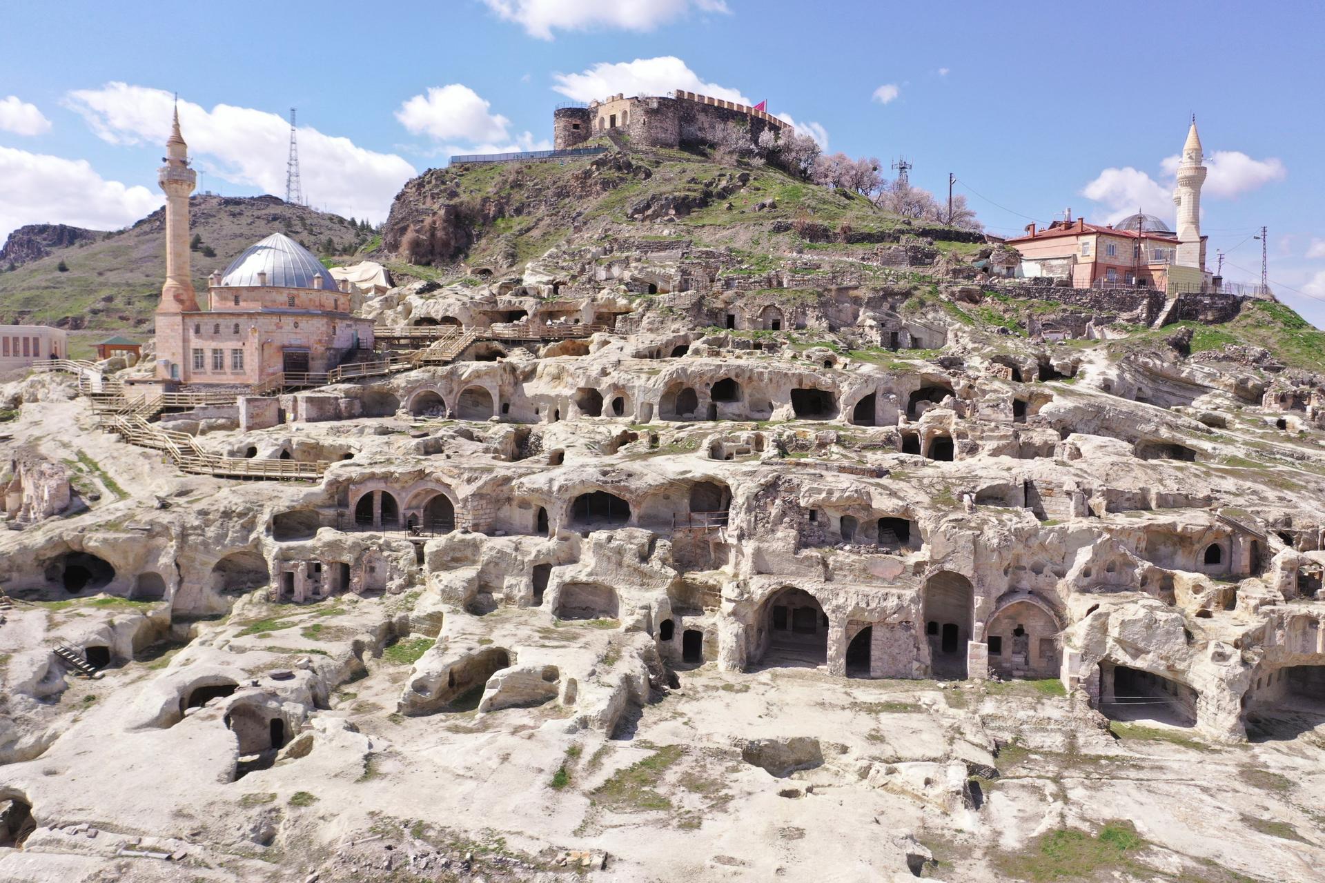 6-Day Turkey Tour: Ephesus, Pamukkale, Antalya & Cappadocia by Plane - Thumbnail 5