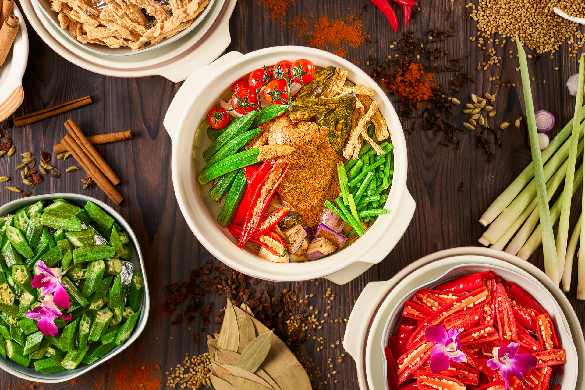 Asian Market Cafe at Fairmont Singapore - Image 1