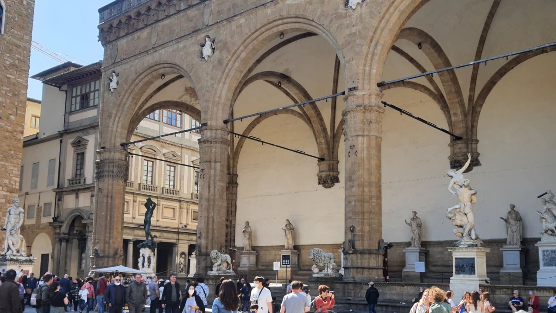 Street food tour with tasting and sightseeing in Florence - Thumbnail 5