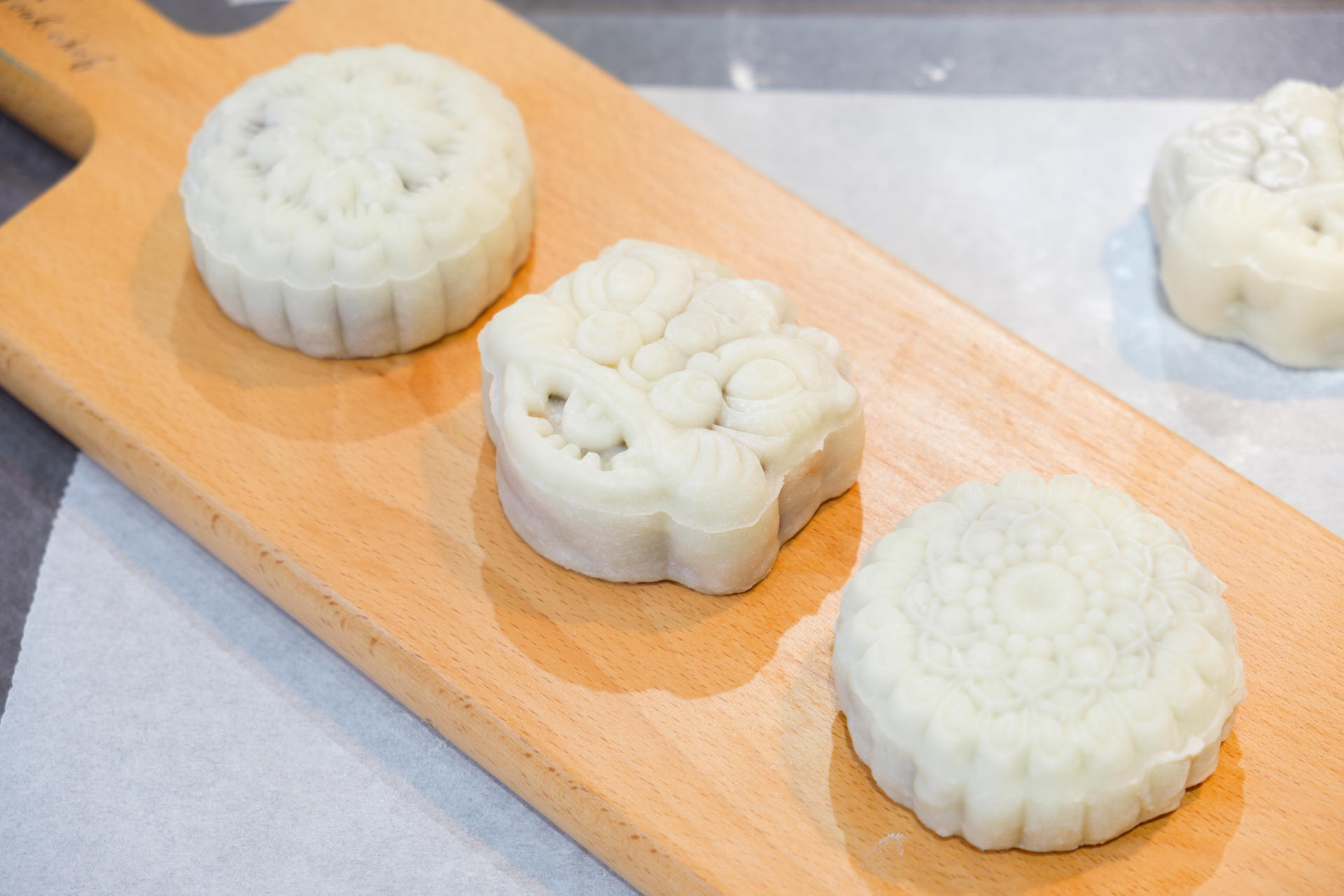 Mooncake Baking Experience with Vietnamese Tea Tasting in Hanoi - Thumbnail 19