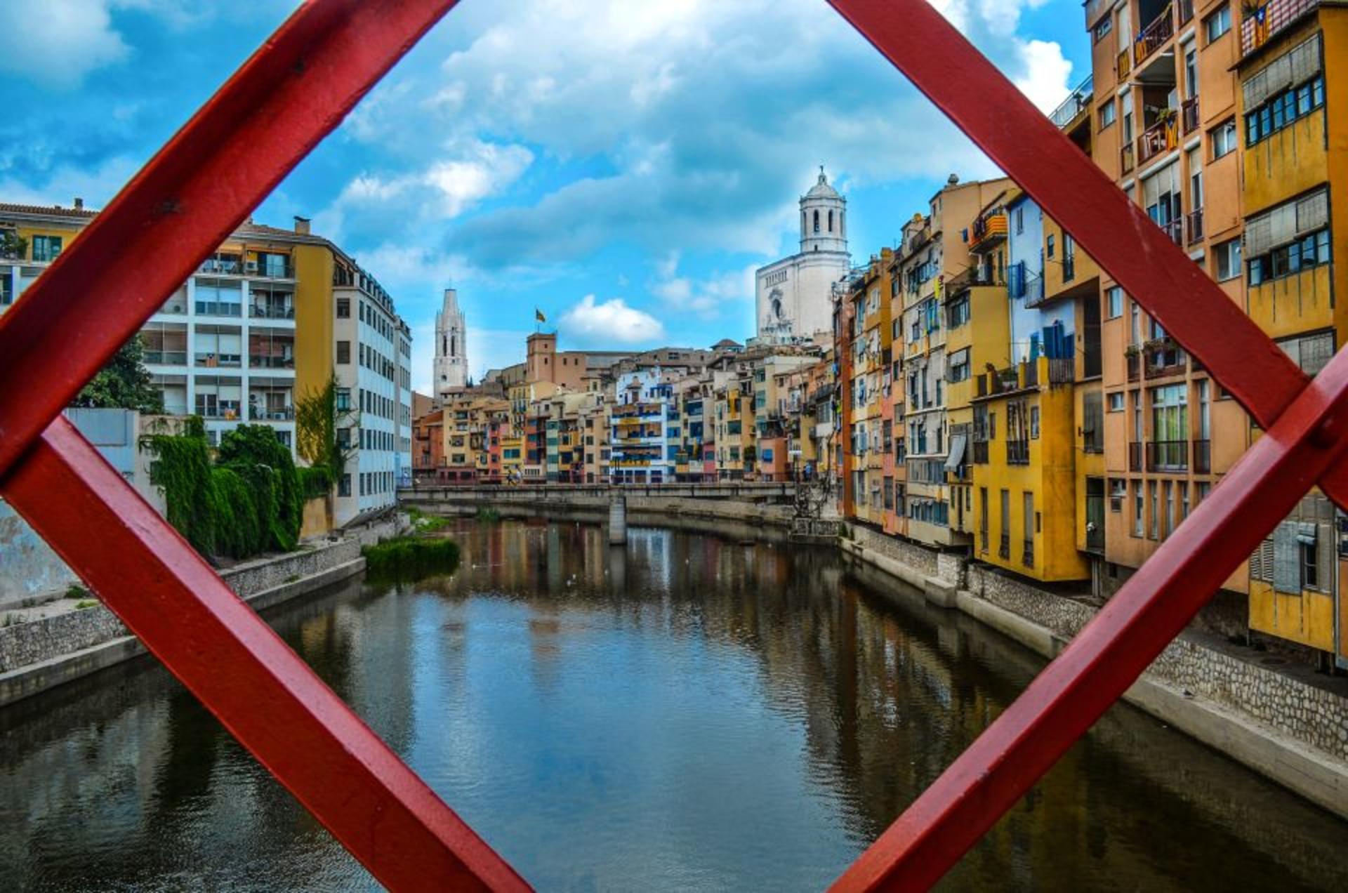 Girona Full Day Tour from Barcelona with Optional Cathedral Tickets - Image 1