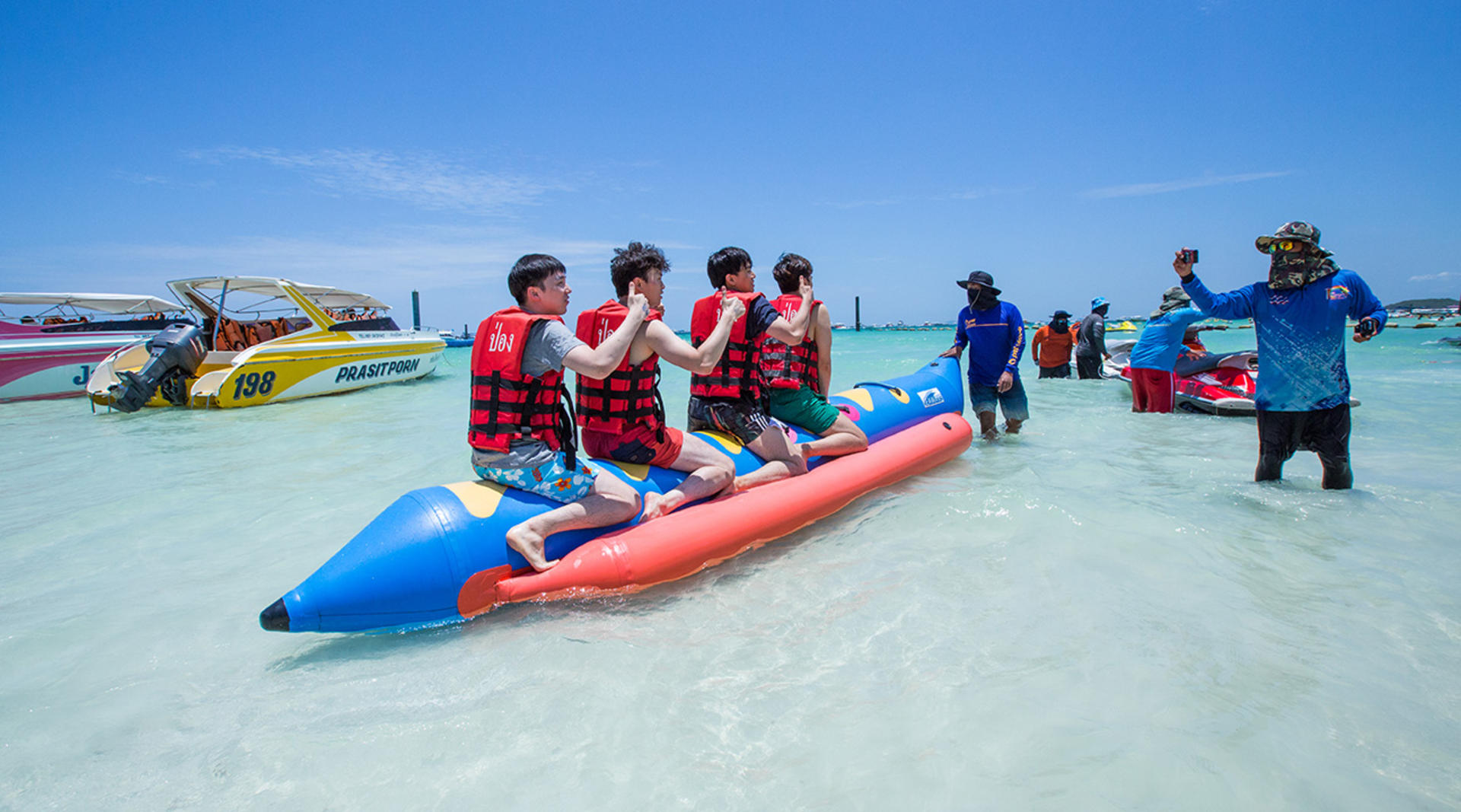 Koh Larn Island Full Day Tour & Snorkeling and Sliding from Bangkok  - Thumbnail 4