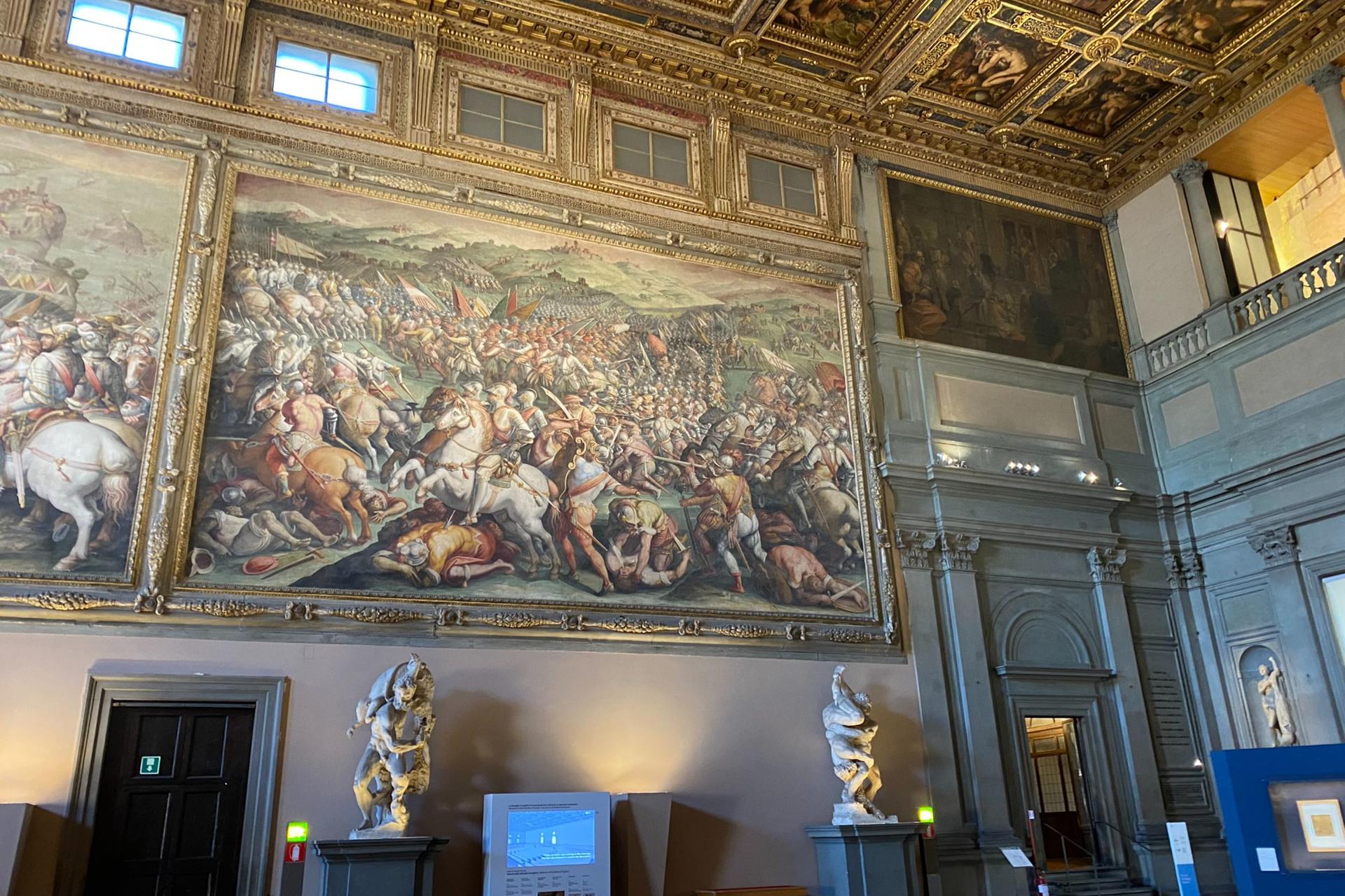 Palazzo Vecchio guided tour in Florence - Thumbnail 4