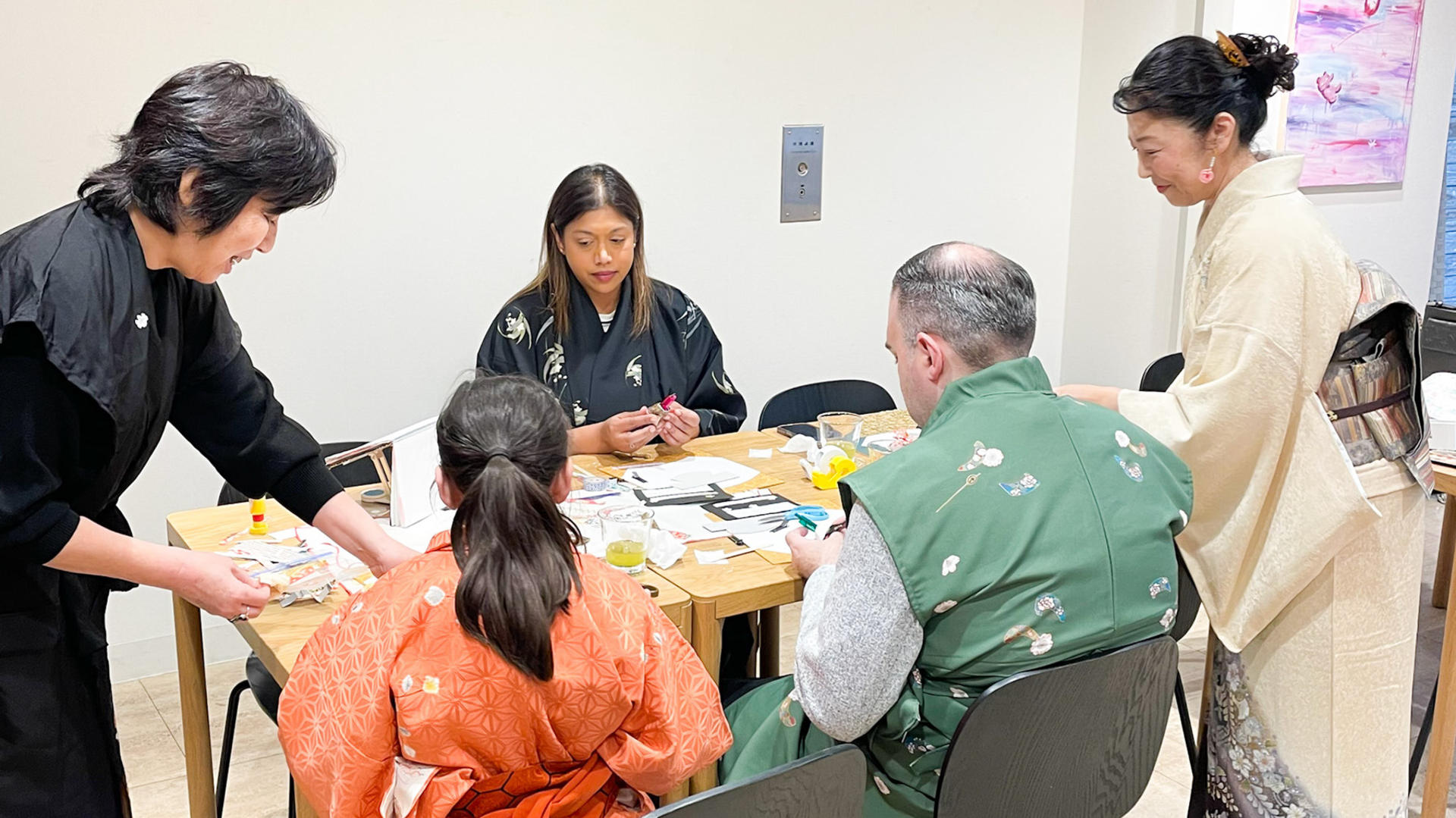 Japanese Hair Accessory & Brooch Making Experience (Tokyo) - Thumbnail 5