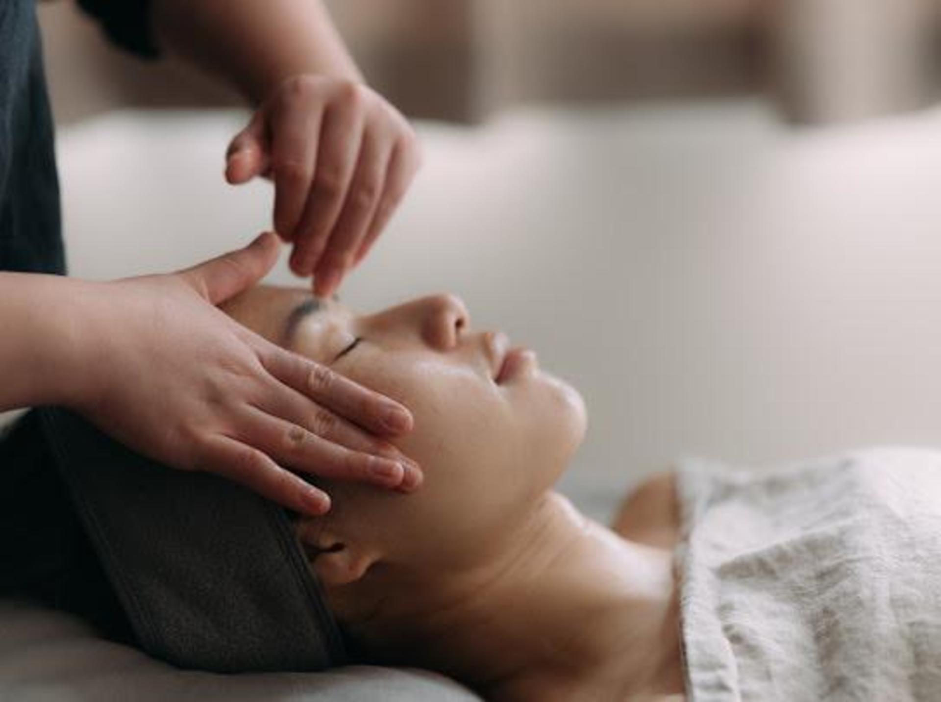 Agate House |  Personalised Facial Spa | Body Steam | Sheung Wan - Image 1