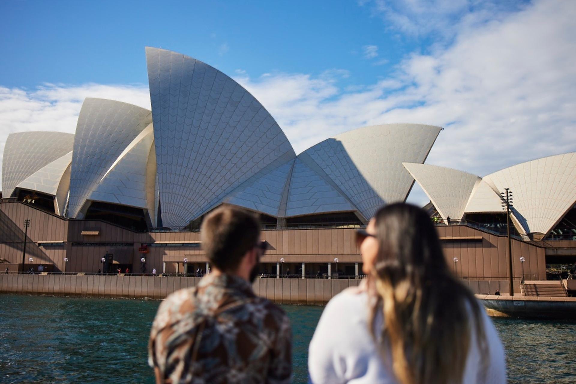 Sydney Harbour Lunch Discovery Cruise - Thumbnail 4