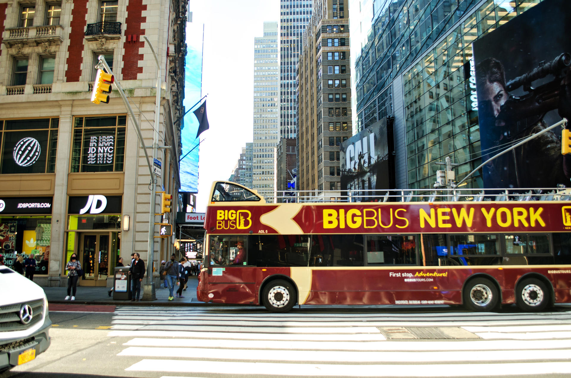 New York Big Bus Hop-On Hop-Off Tours (Open-Top) - Thumbnail 14