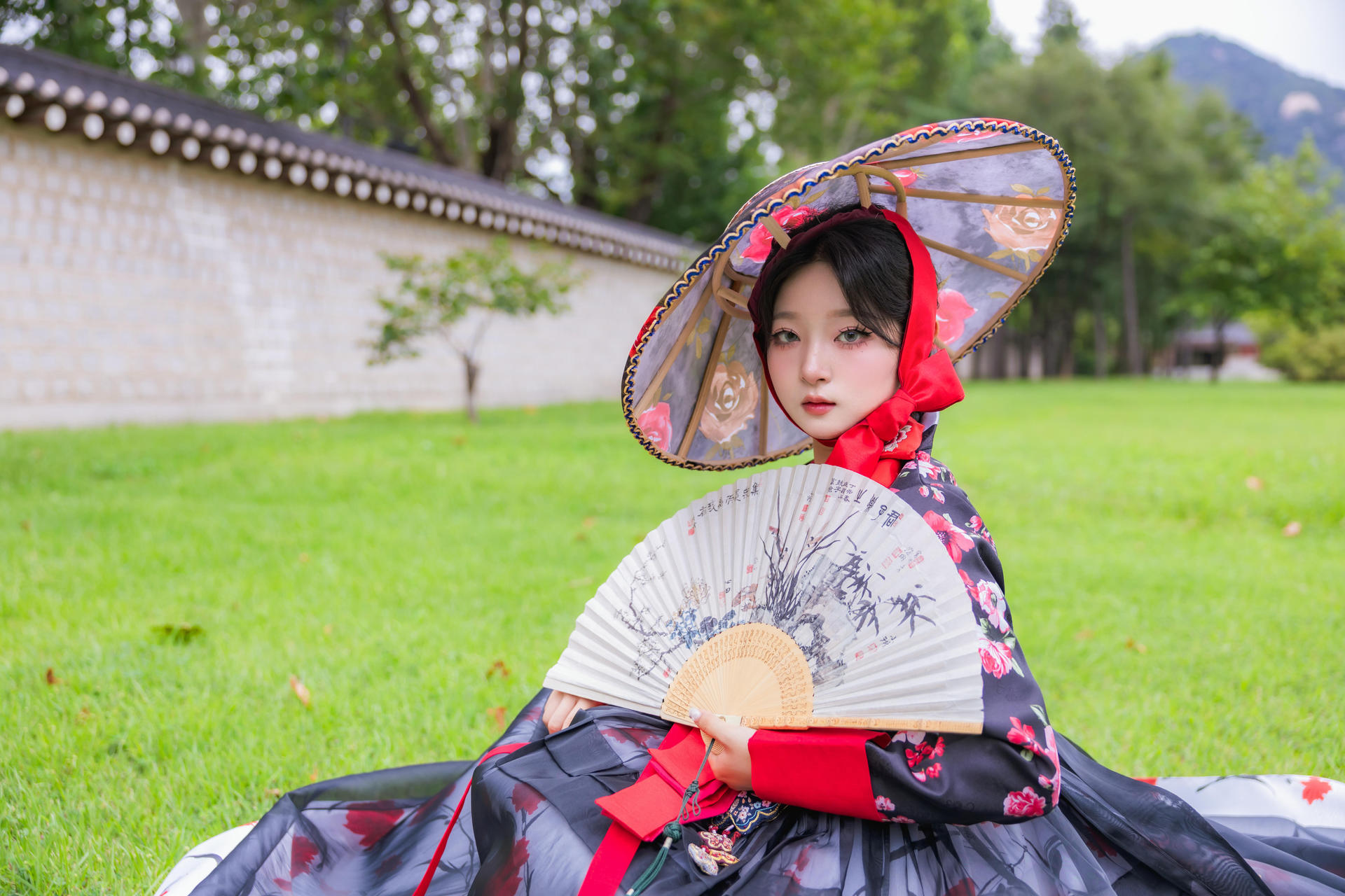 Gyeongbokgung Hanbok & Hairstyling Experience - Thumbnail 29