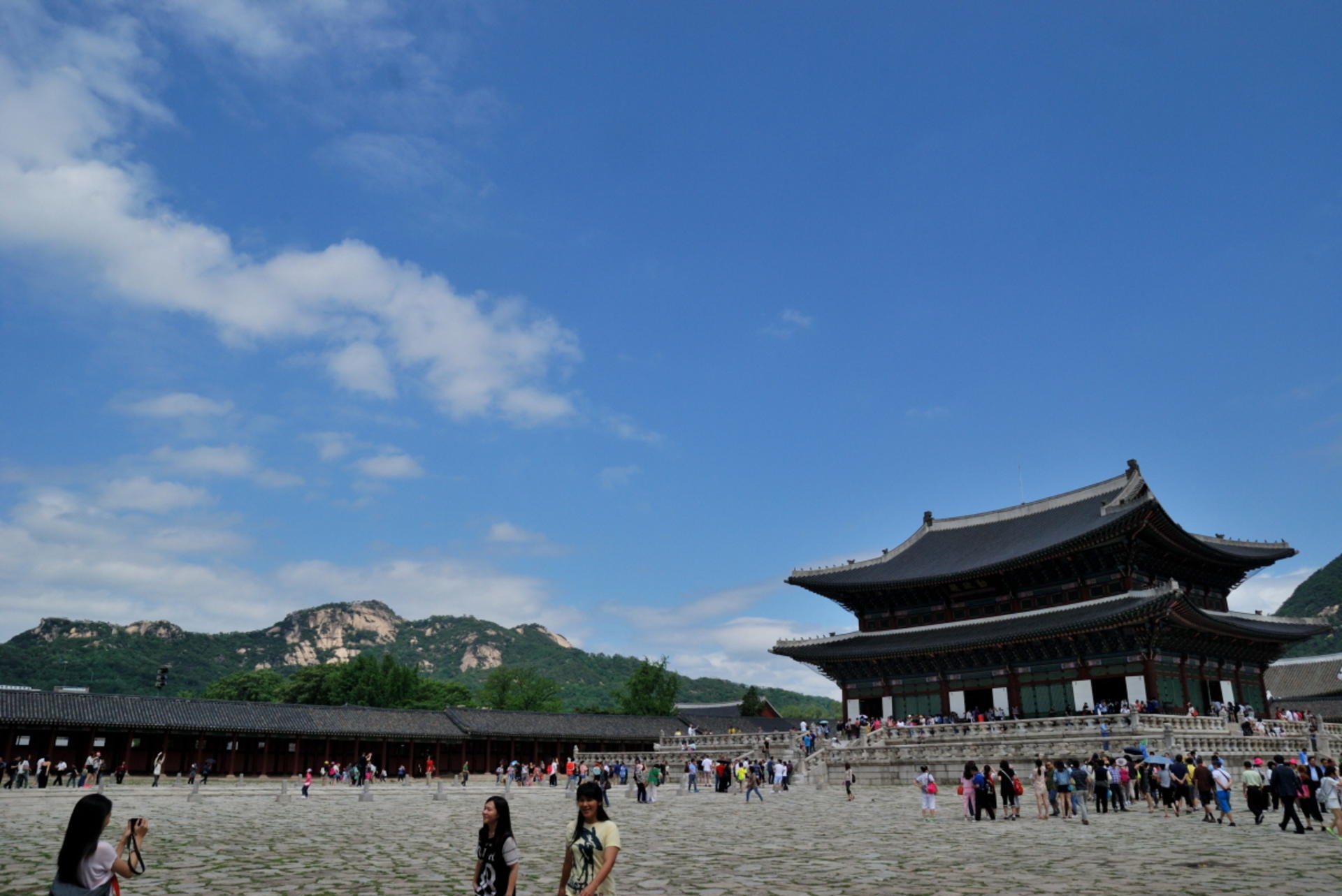 Seoul Gyeongbokgung Palace Half-Day Guided Historical Tour - Thumbnail 6