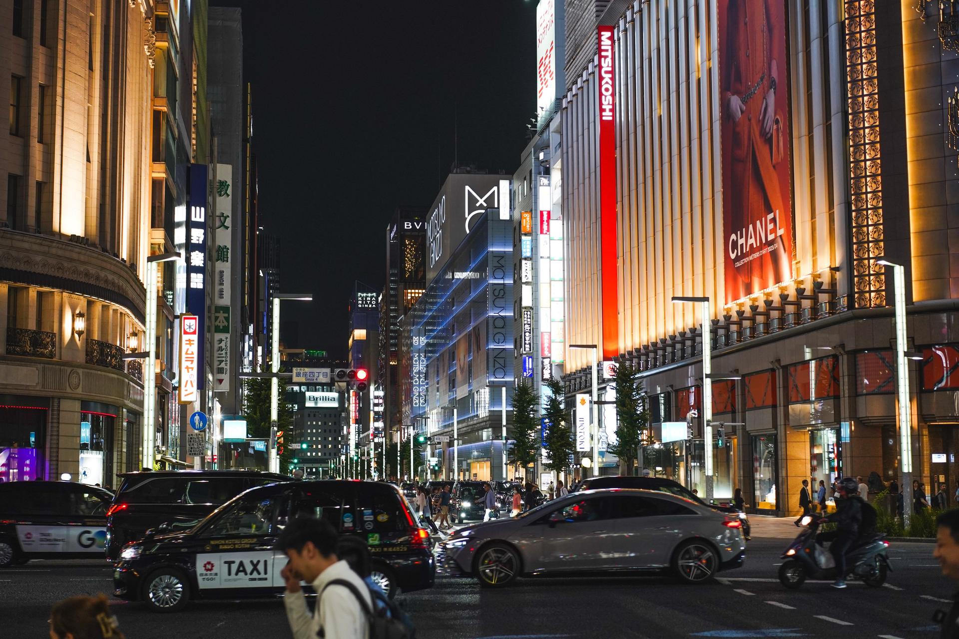 Ginza VIP A5 Rank Wagyu Tour: All-You-Can-Eat Wagyu & Sake Tasting - Thumbnail 25