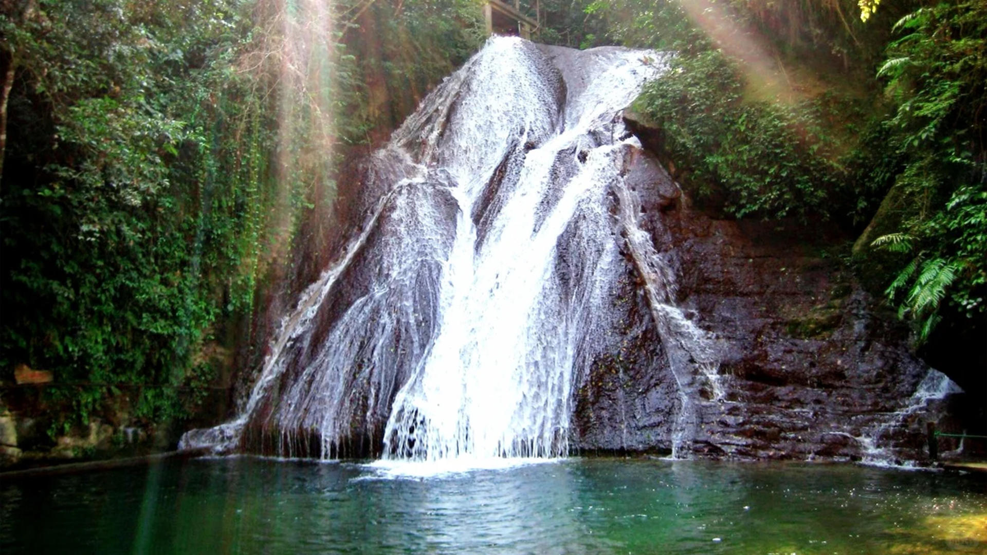 Guilin Gudong Waterfall & Li River Crown Rock Chartered Tour - Thumbnail 2