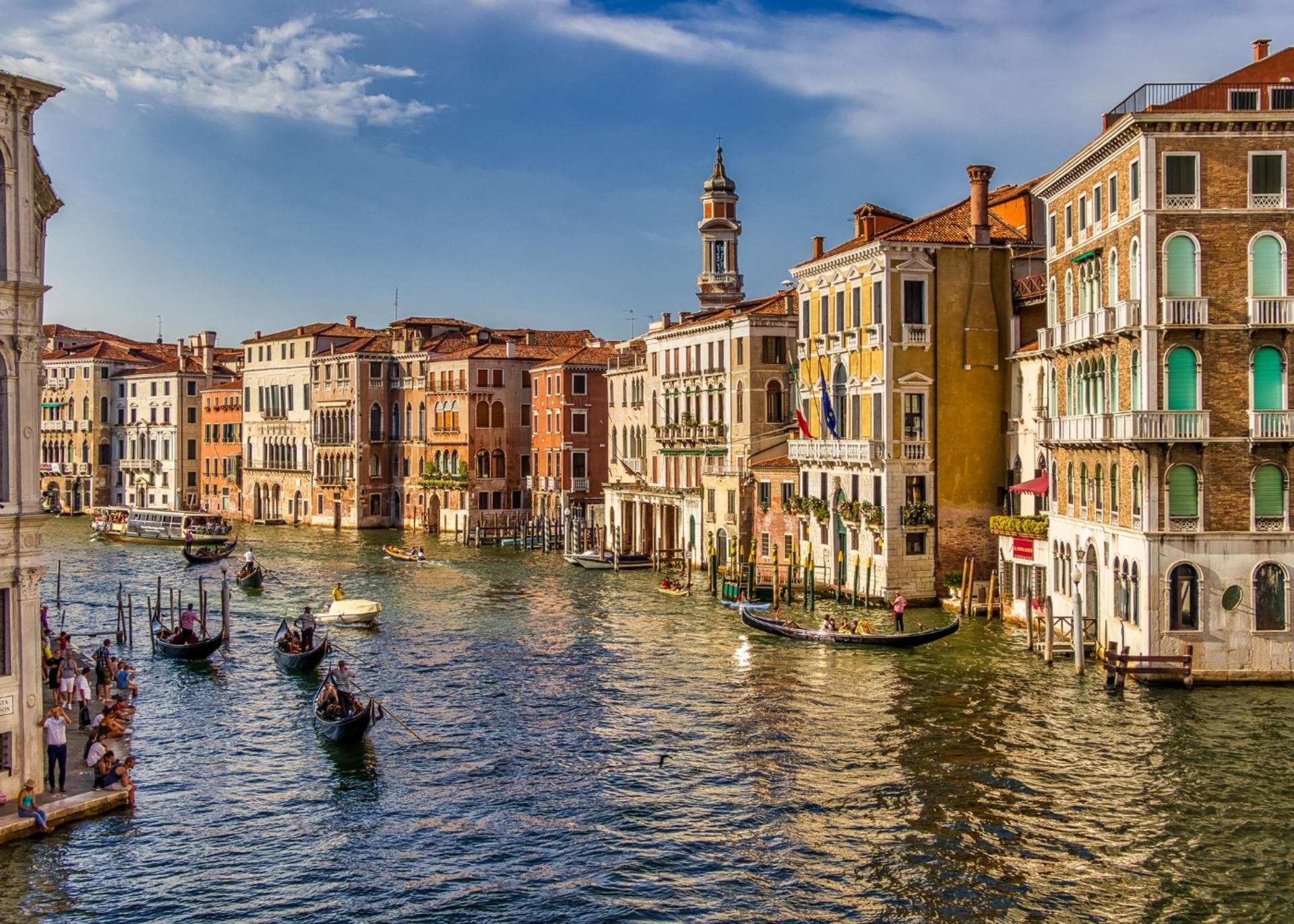 Venice Golden Basilica, Doge's Palace, and Gondola Tour - Thumbnail 18