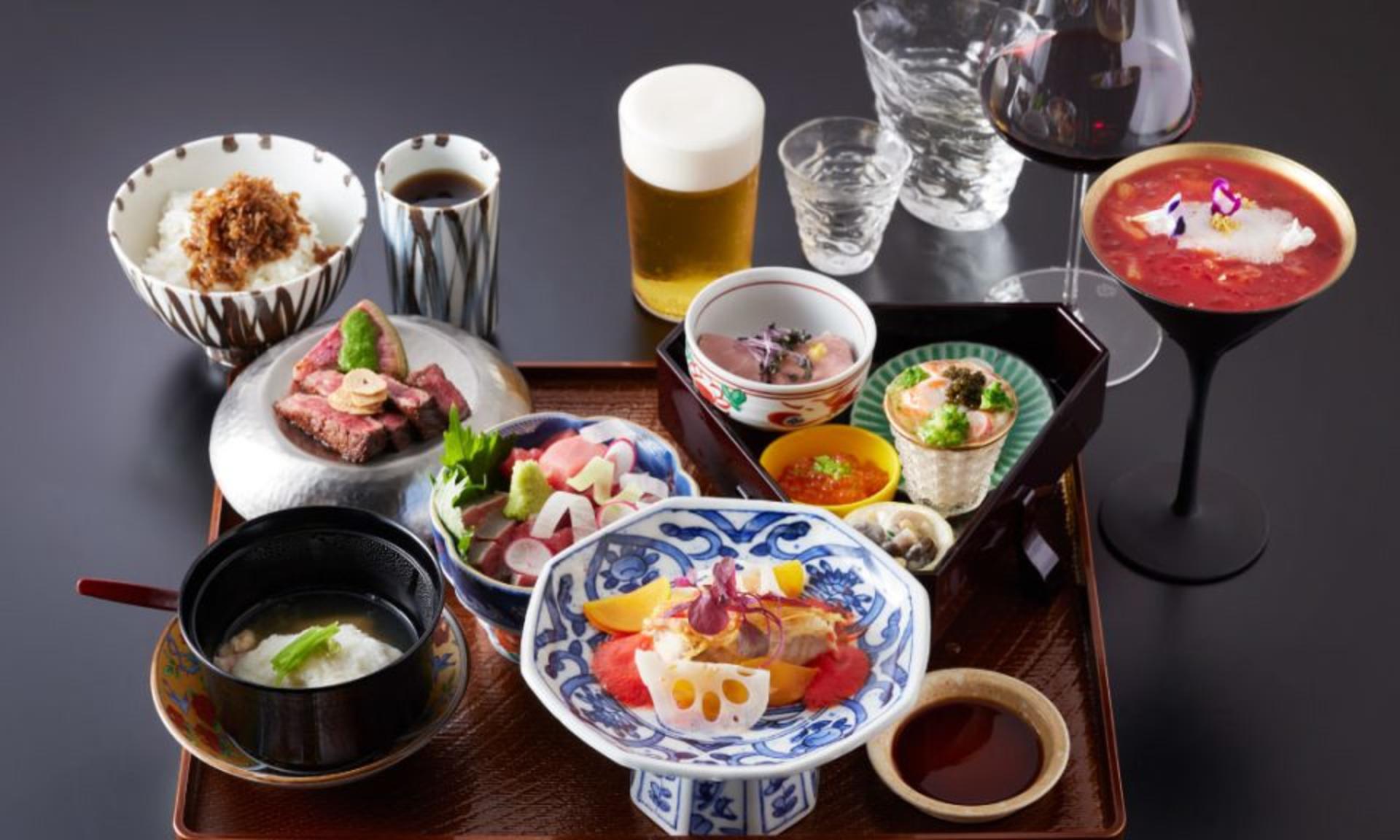 Tokyo Shimbashi Grand Hammer Stage Banquet Restaurant Benitsuya in Shinbashi, Tokyo - Thumbnail 2