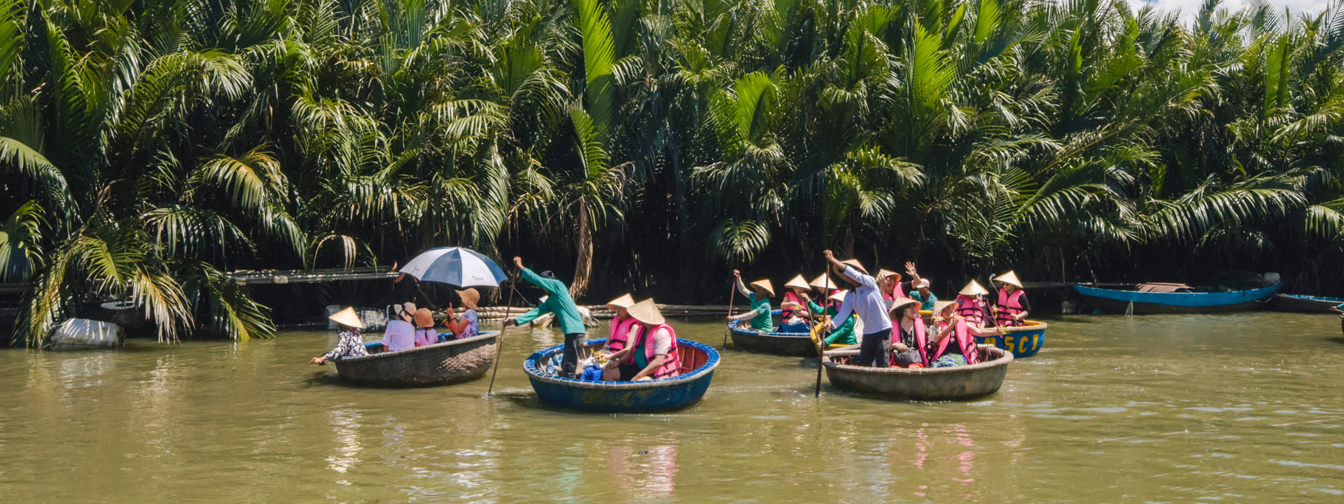 Eco Cooking and Basket Boat Tour