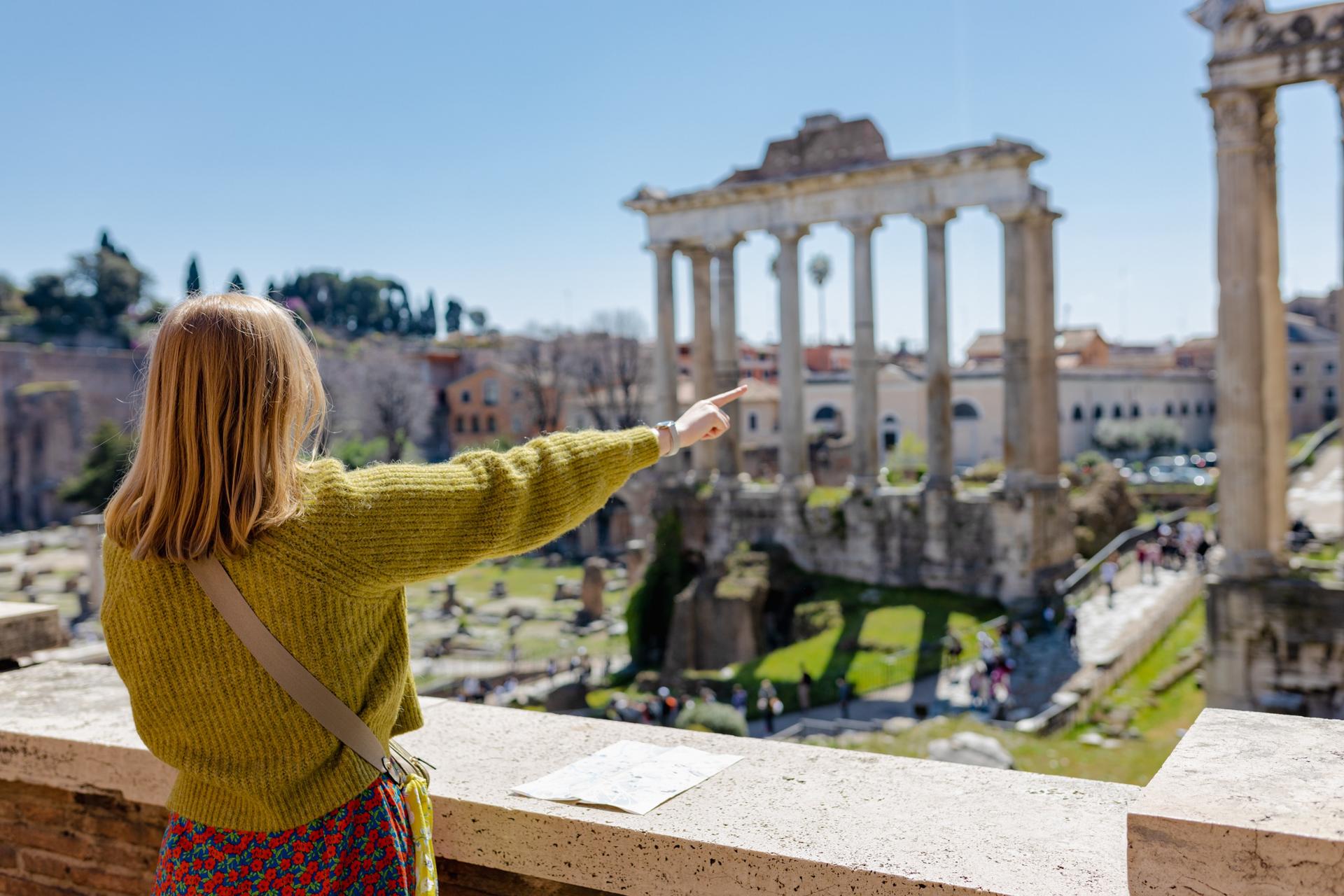 Colosseum, Roman Forum & Palatine Hill Experience with Arena option - Thumbnail 17
