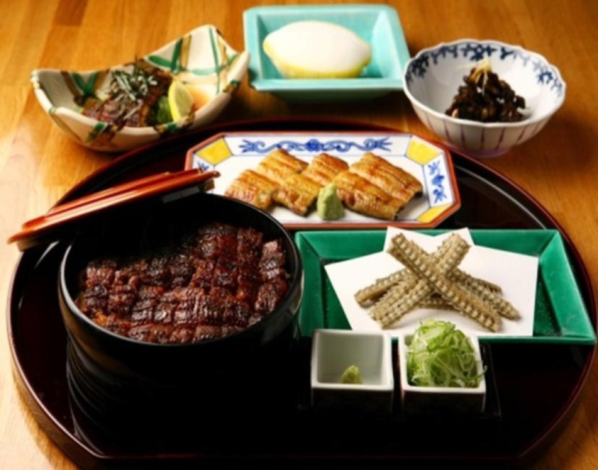 Hitsumabushi Bincho - Unagi Don (Grilled Eel Rice) in Tokyo, Ginza - Thumbnail 3