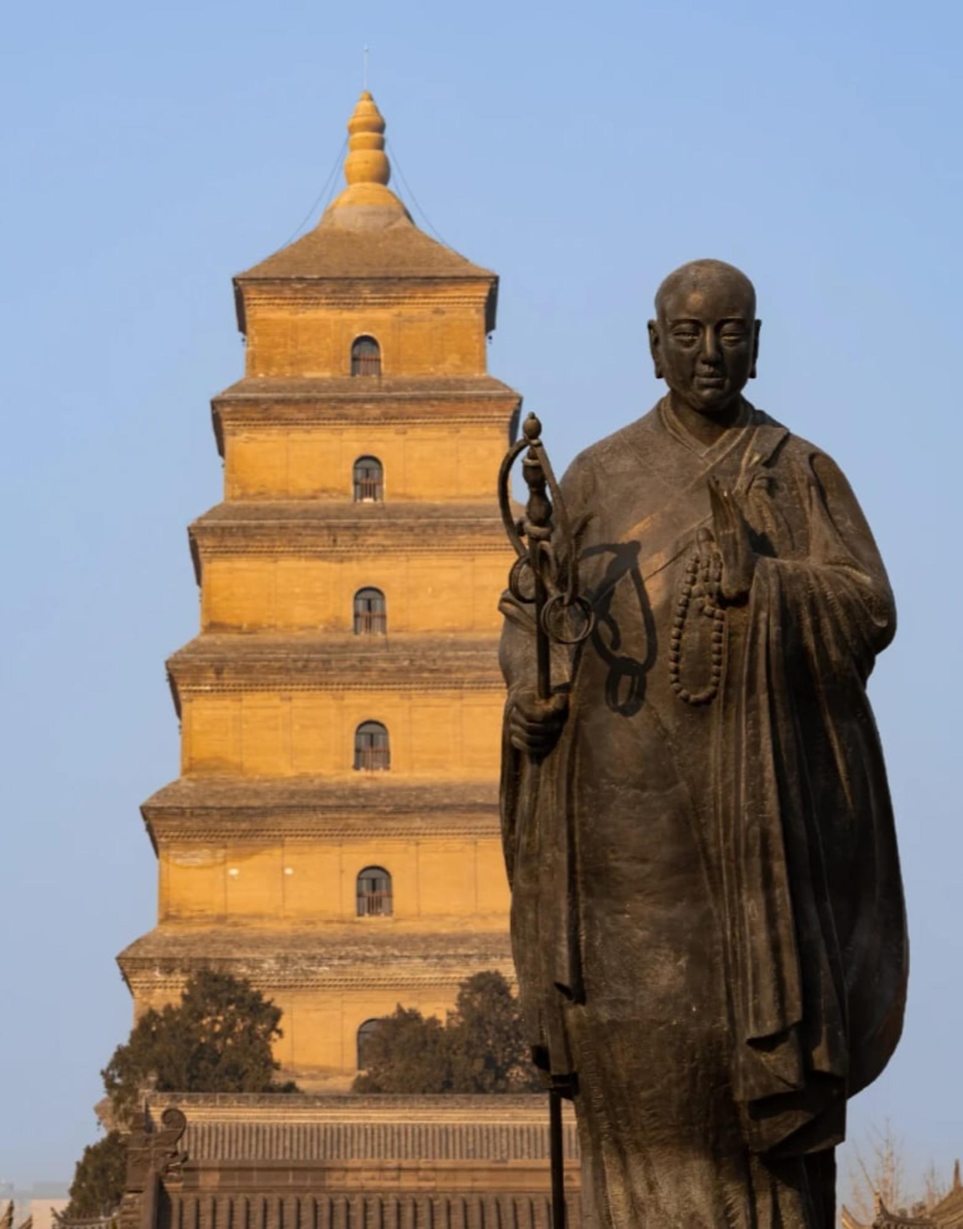Xi'an City/Terracotta Army + Huaqing Palace/Mount Hua 1-Day Tour (Optional Private Car/Private Group) - Thumbnail 6