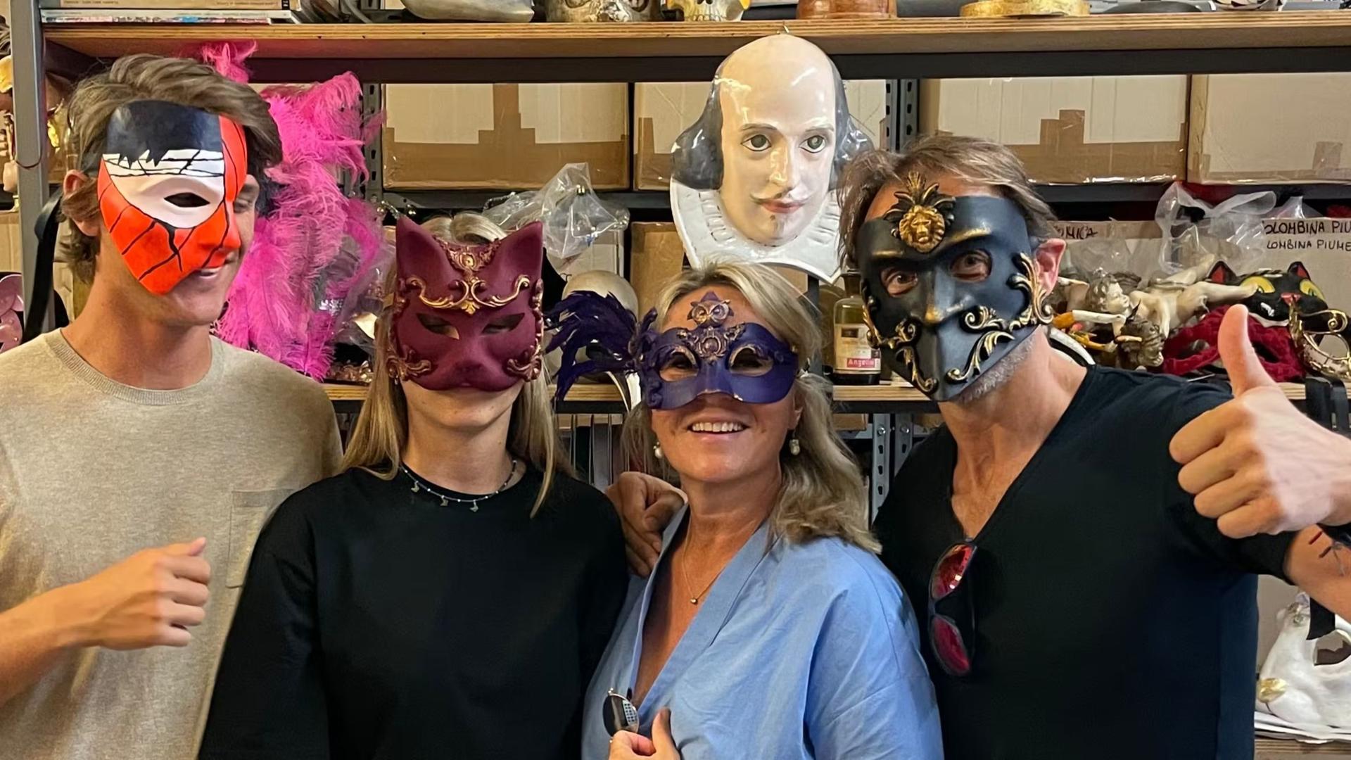 Venetian mask workshop in Venice - Image 1