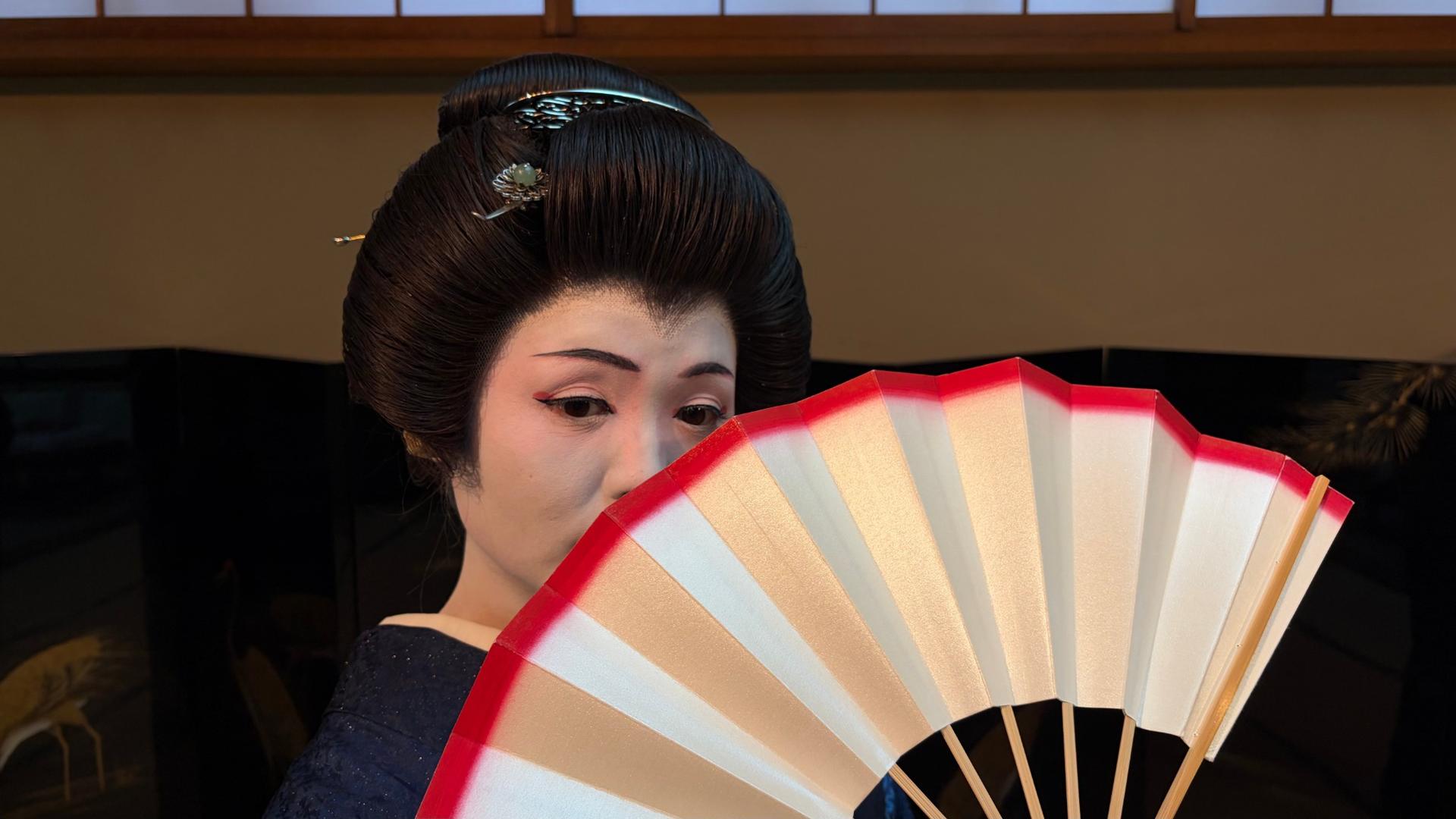 1 Hour Geisha Show in Asakusa Tokyo - Thumbnail 13