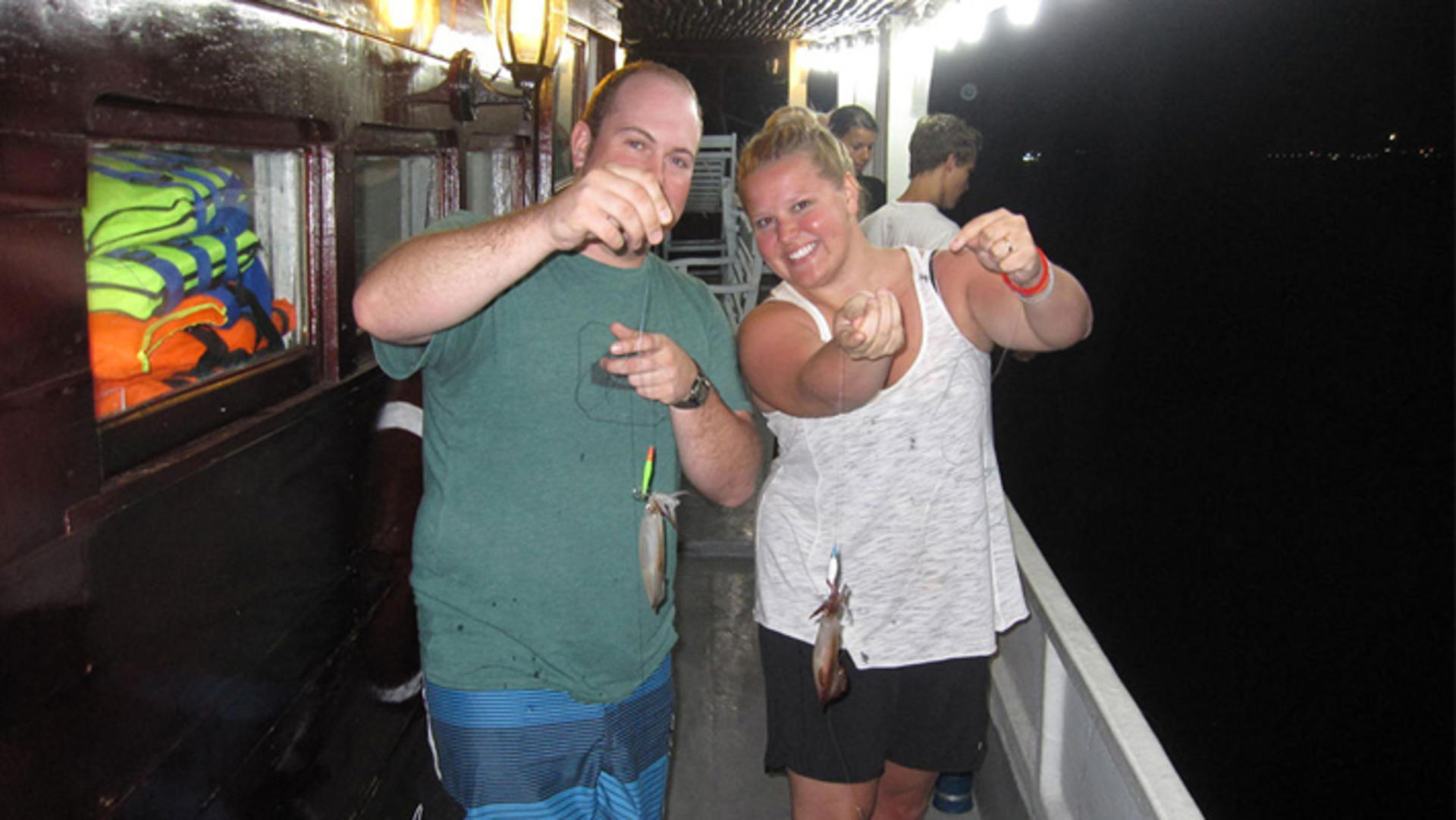 Victory Star 2D1N Cruise: Ha Long Bay, Ti Top, Sung Sot - Thumbnail 9