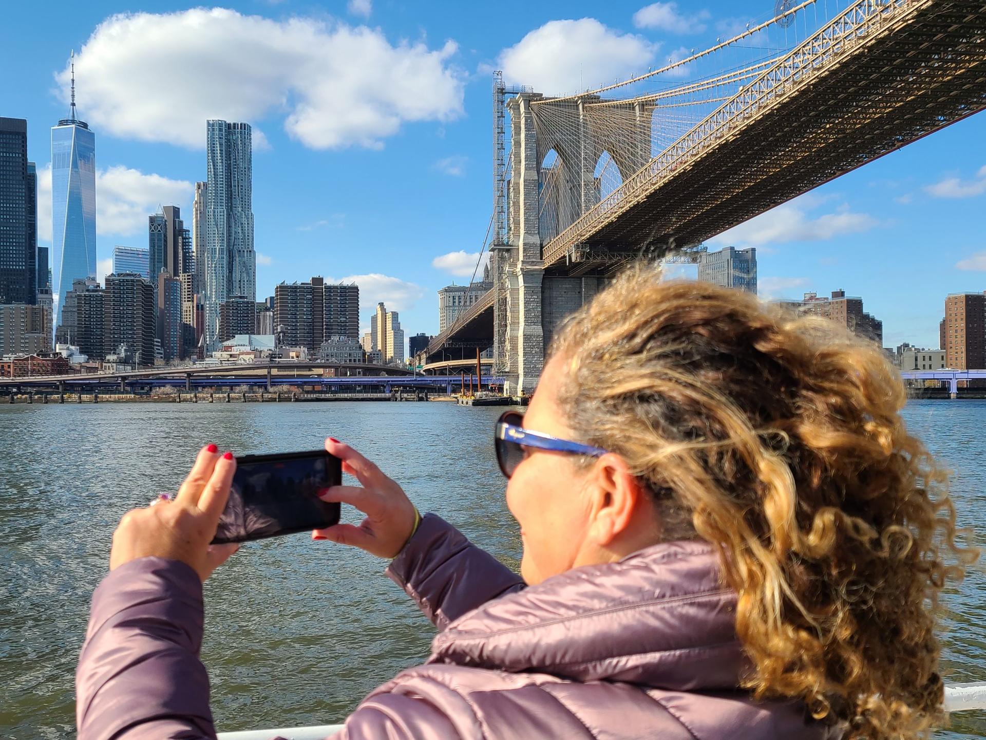 45-Minute Statue of Liberty Express Sightseeing Cruise  - Thumbnail 5