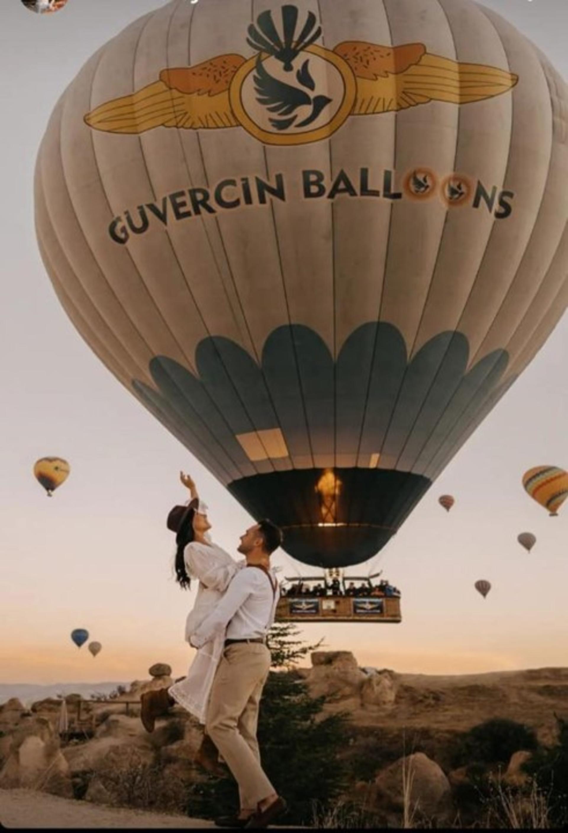 Cappadocia Sunrise Hot Air Balloon Flight over Fairy Chimneys - Thumbnail 3