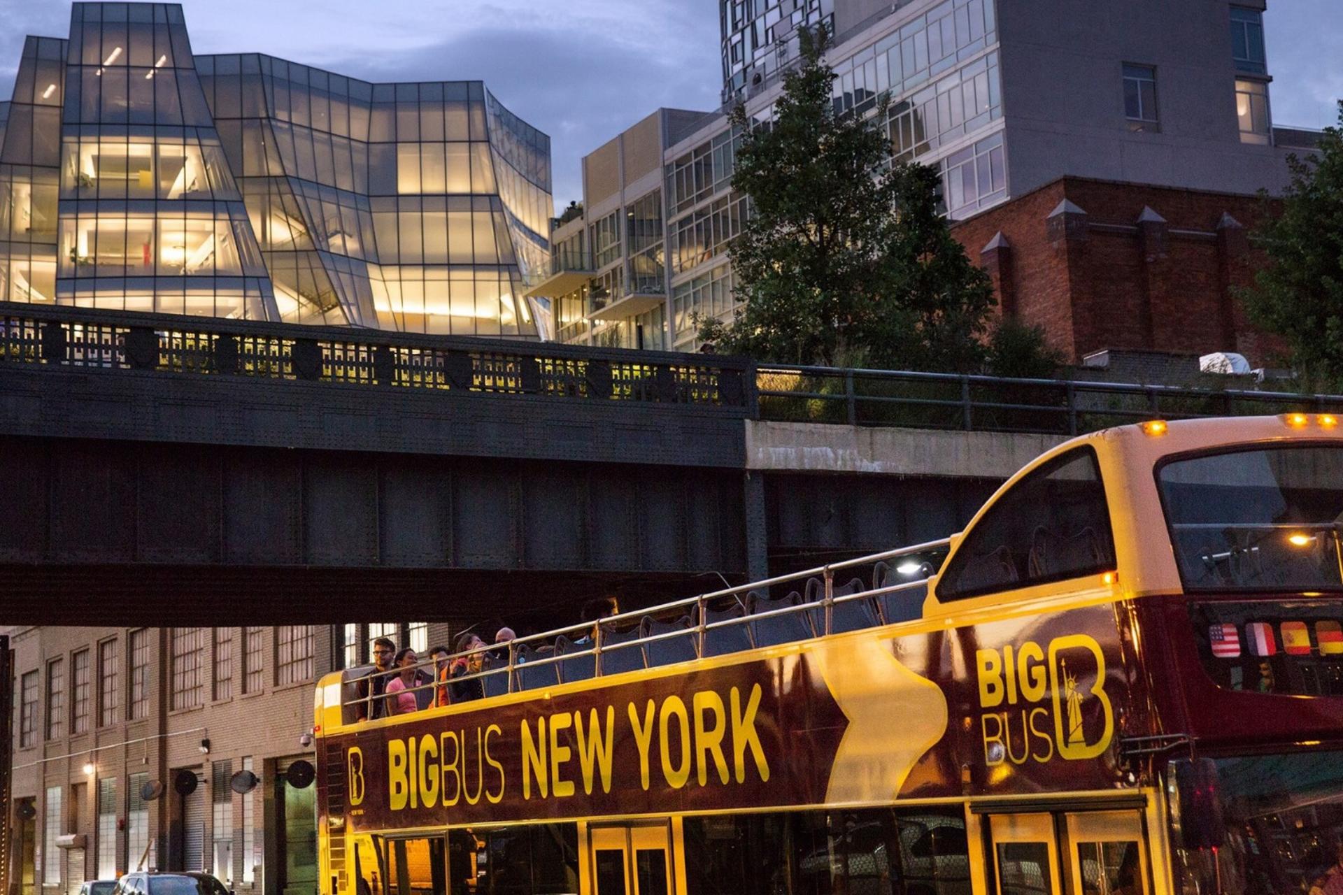 New York Big Bus Hop-On Hop-Off Tours (Open-Top) - Thumbnail 16