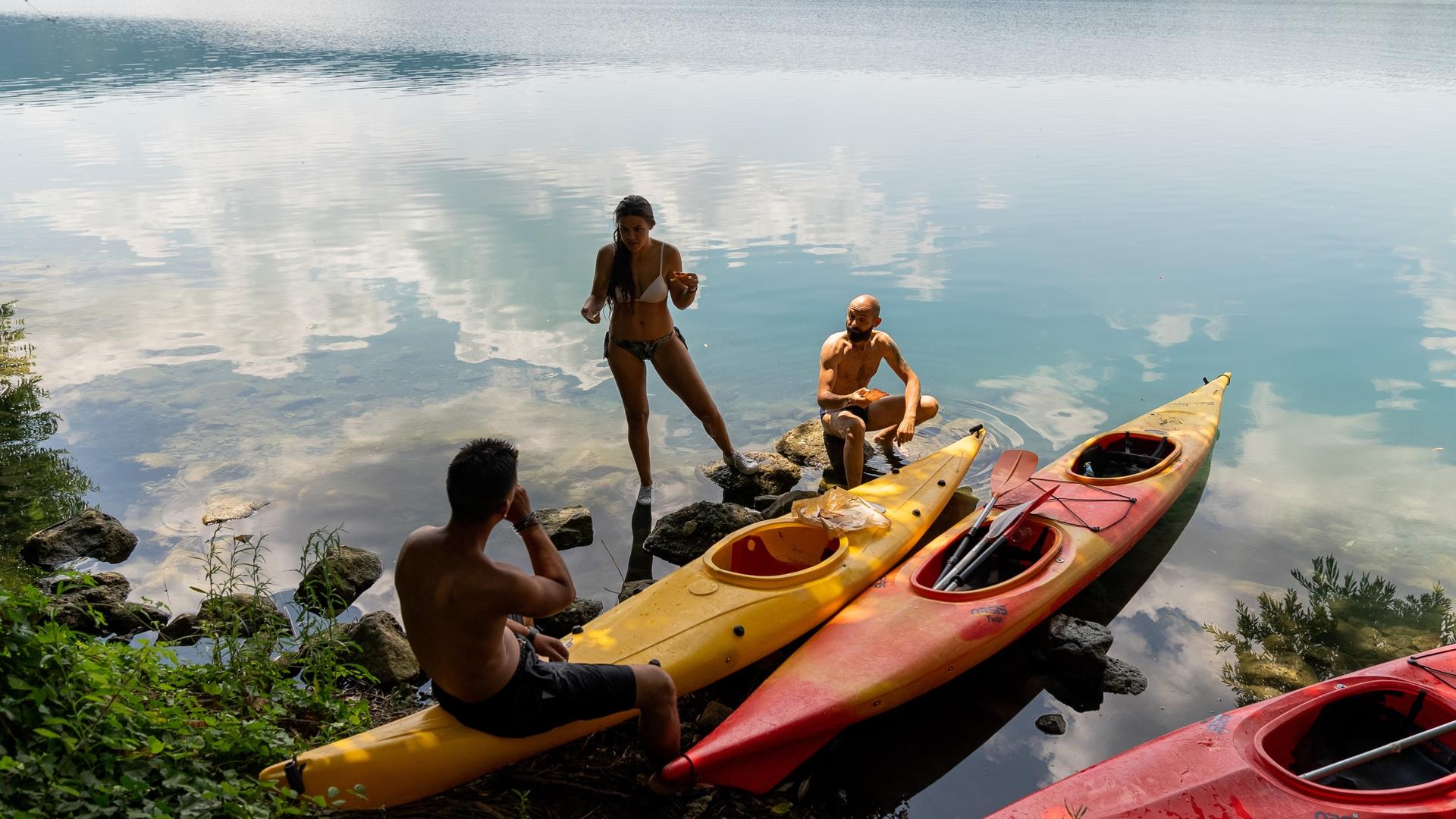 Kayak tour in Castel Gandolfo  - Thumbnail 5