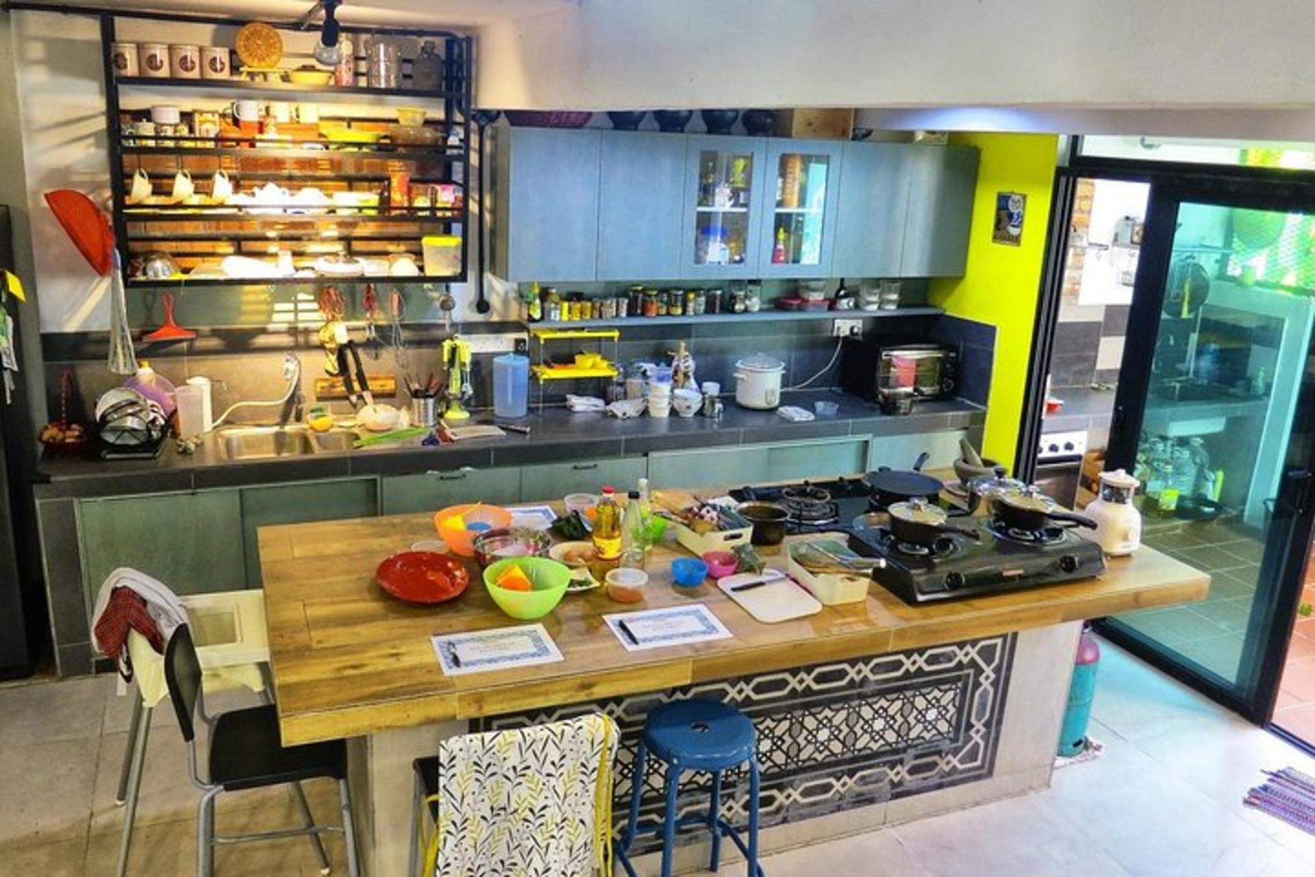 Cooking Class at Daun Senja Kitchen in Cheras, Selangor - Thumbnail 2
