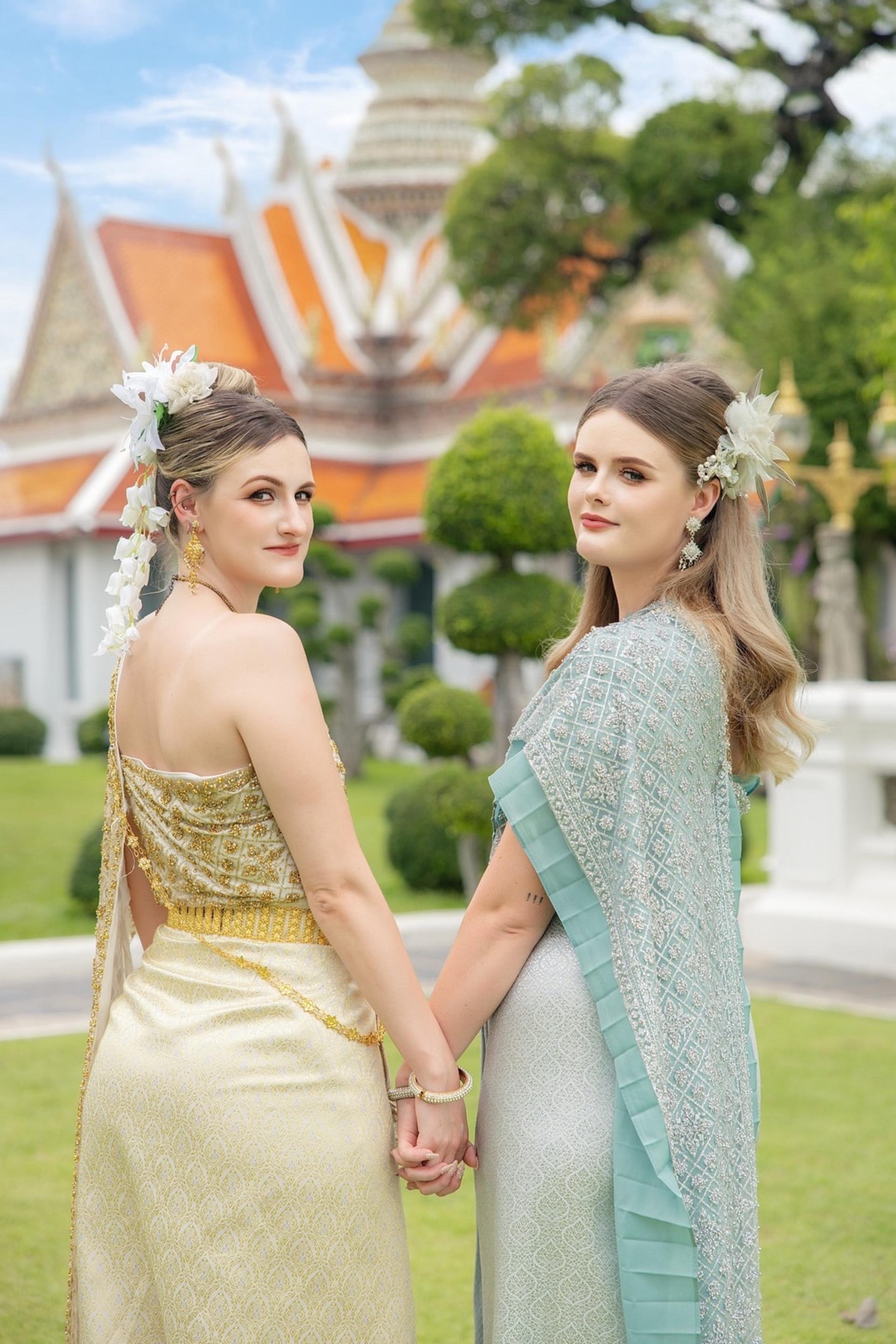 Thai Costume Rental in Bangkok by Bangkok & Blush - Thumbnail 20