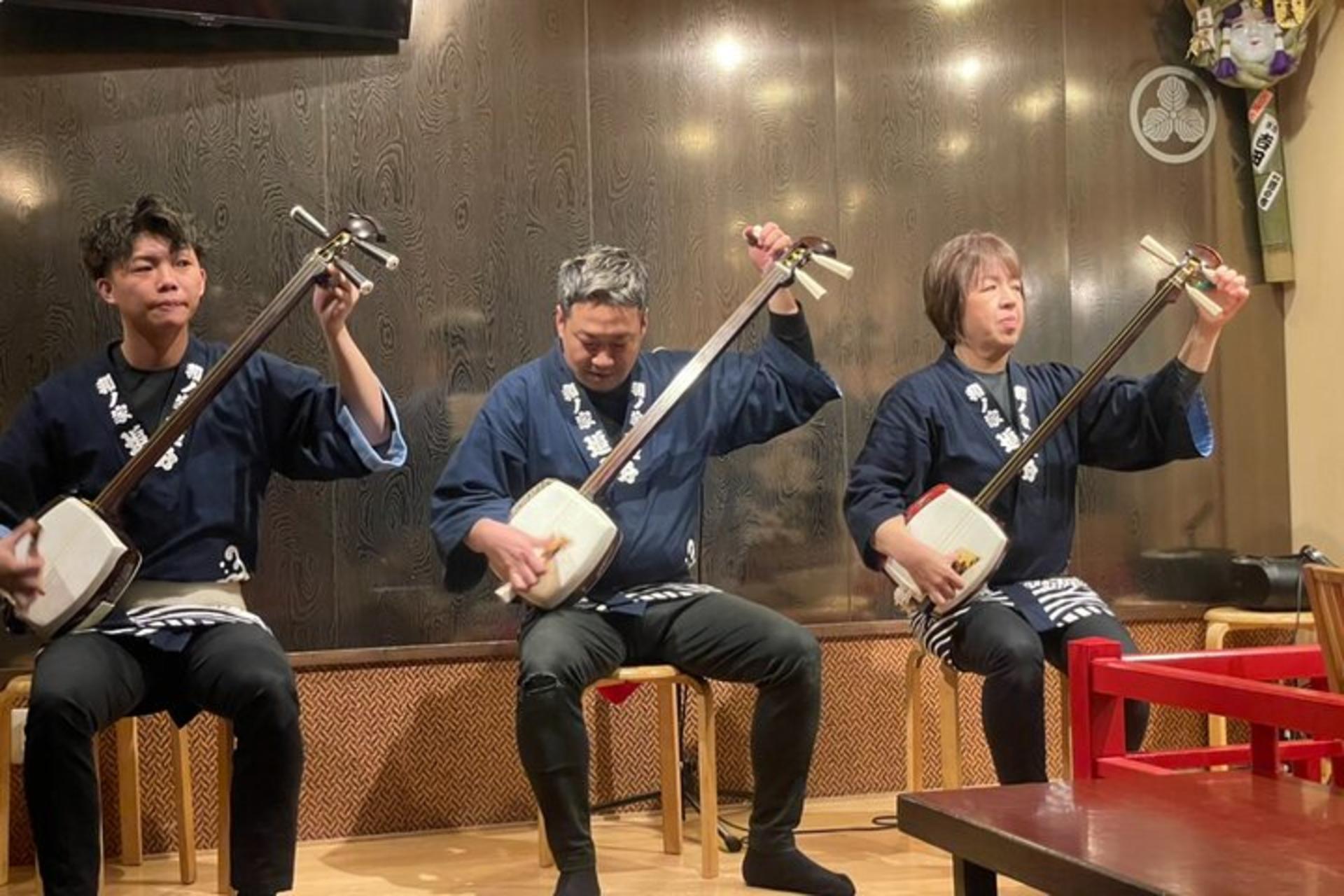 Tokyo: Live Shamisen Guitar and Izakaya Experience - Thumbnail 4
