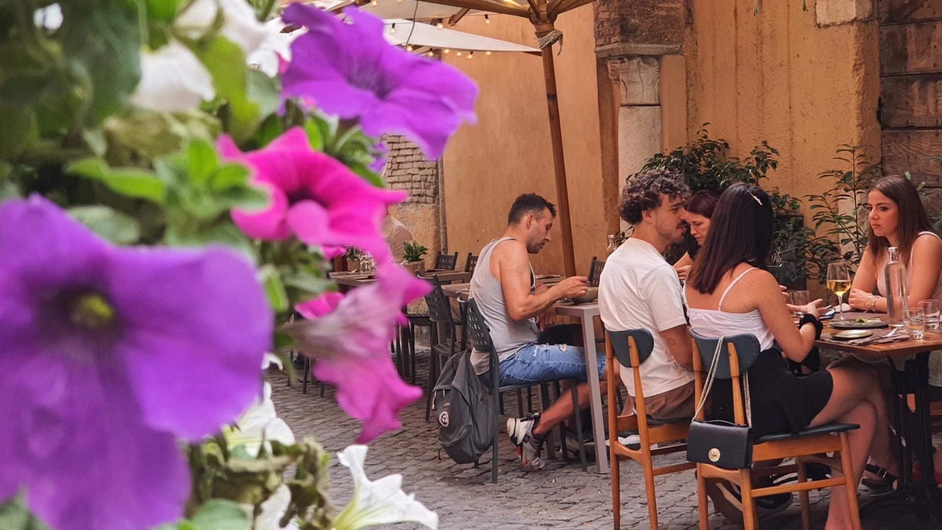 Trastevere street food and sightseeing tour in Rome - Image 1