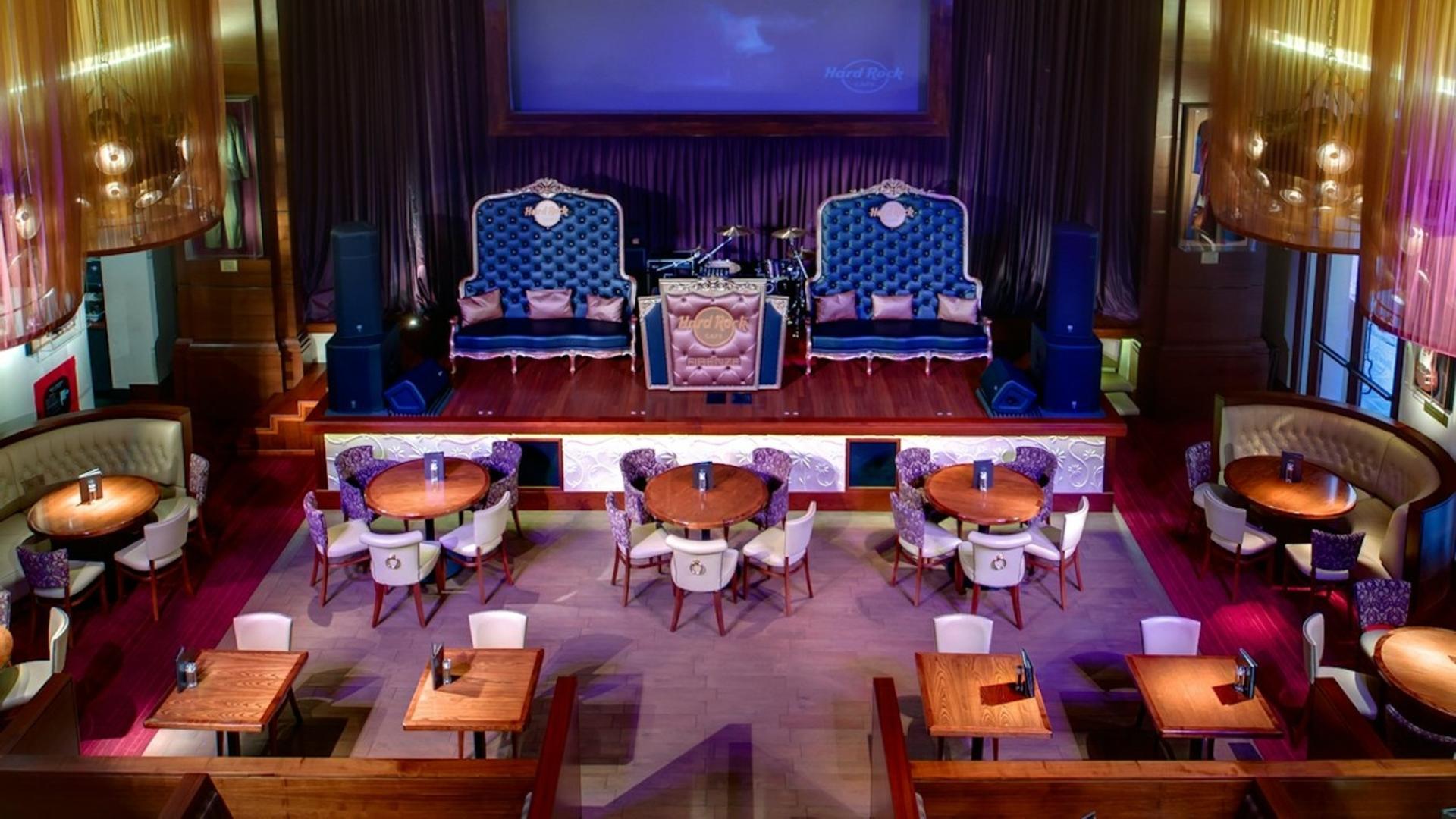 Hard Rock Cafe dining experience in Florence  - Thumbnail 5