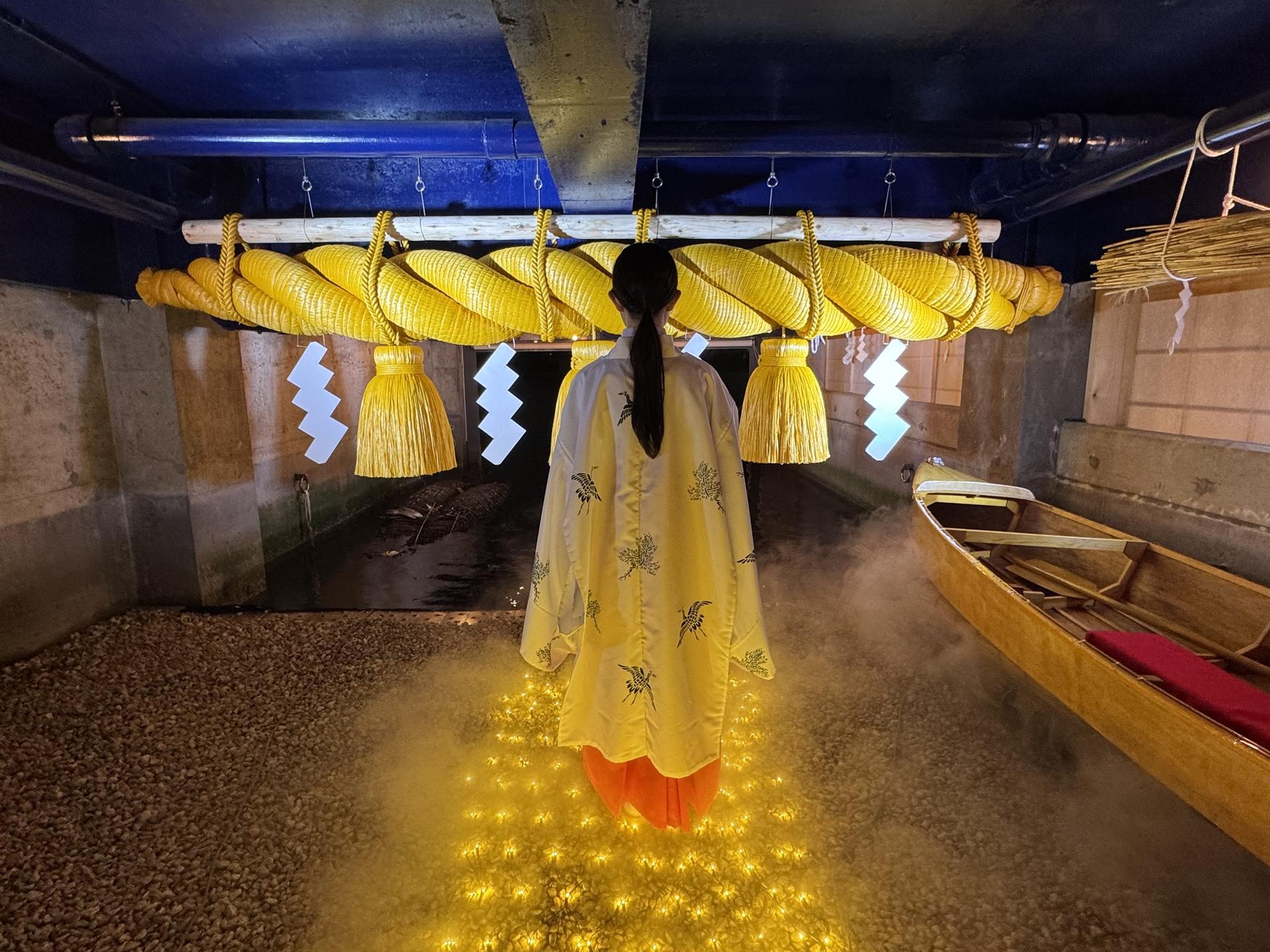 Tokyo Miko Experience: Photo Spots & DIY Shrine Amulet/Bracelet - Thumbnail 4
